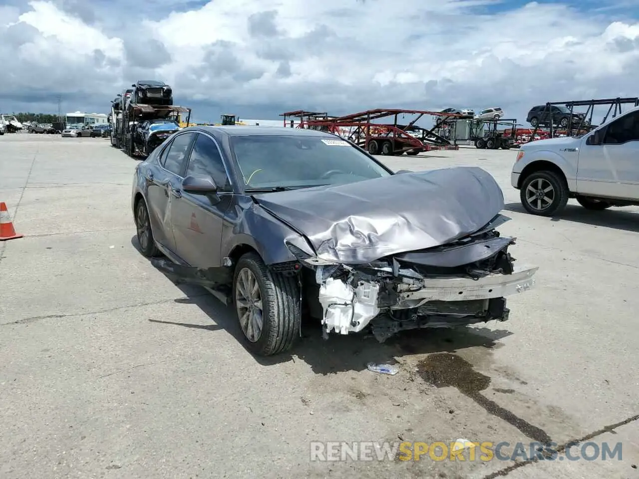 1 Фотография поврежденного автомобиля 4T1C11AK6LU927514 TOYOTA CAMRY 2020