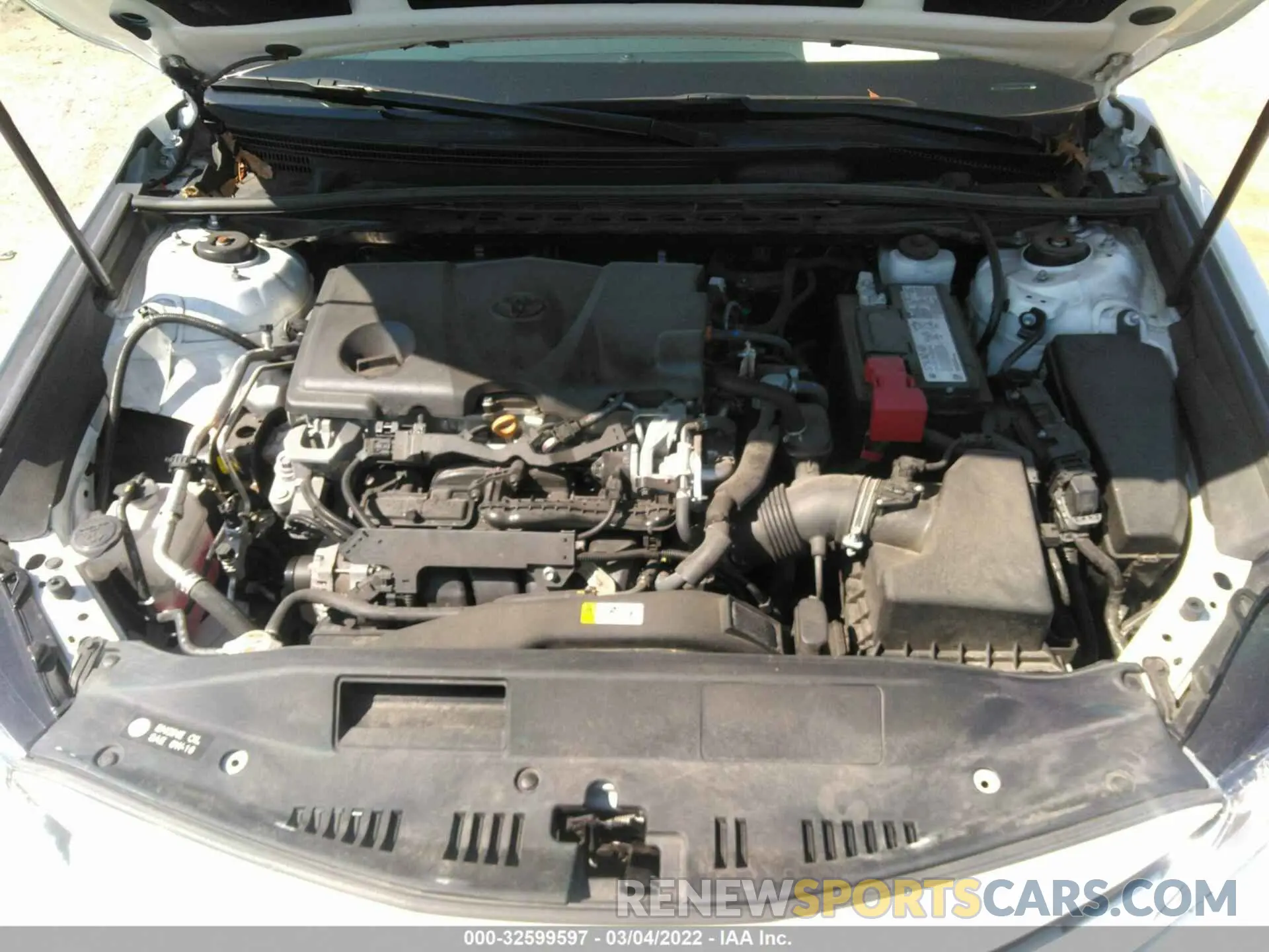 10 Photograph of a damaged car 4T1C11AK6LU947343 TOYOTA CAMRY 2020