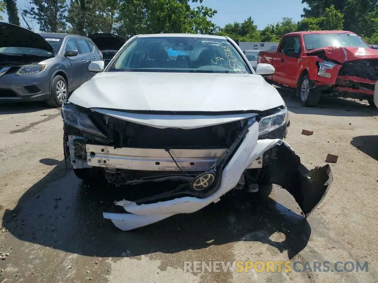 5 Photograph of a damaged car 4T1C11AK6LU947410 TOYOTA CAMRY 2020