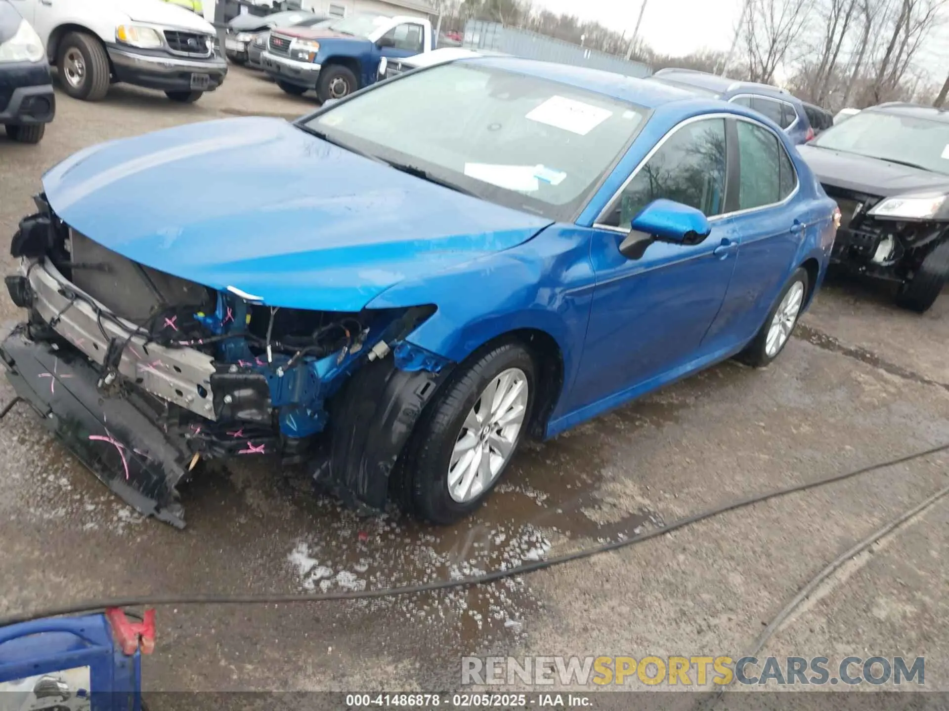 2 Photograph of a damaged car 4T1C11AK7LU324006 TOYOTA CAMRY 2020