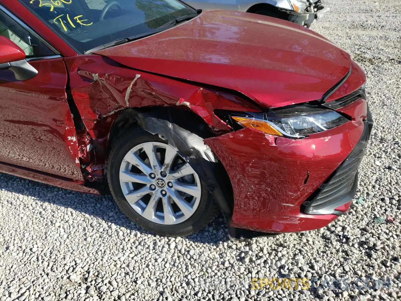 9 Photograph of a damaged car 4T1C11AK7LU359029 TOYOTA CAMRY 2020