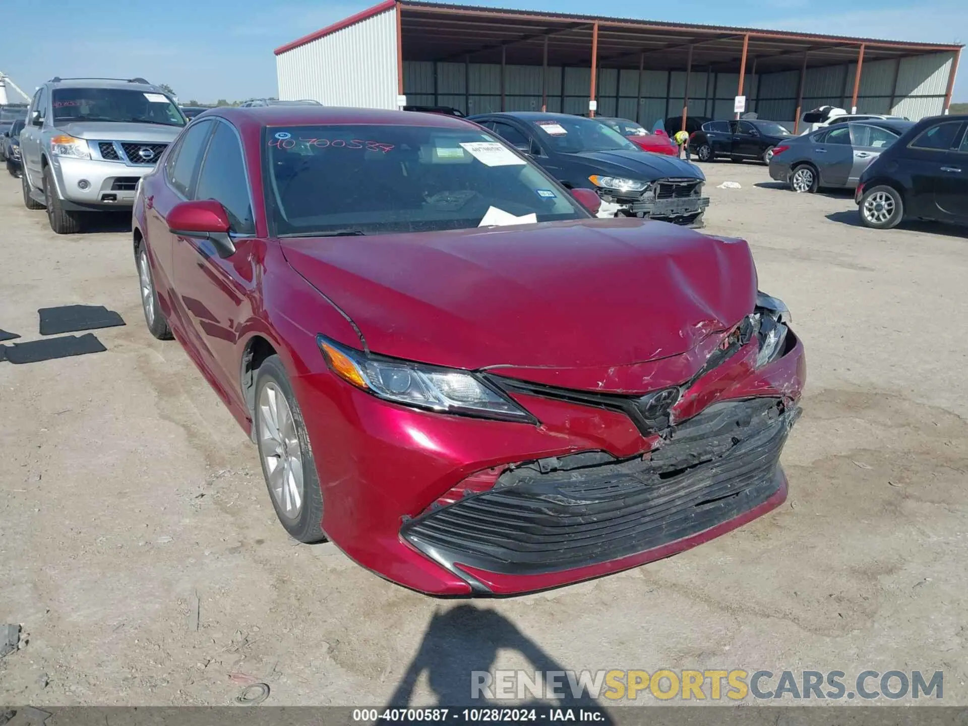 1 Photograph of a damaged car 4T1C11AK7LU395738 TOYOTA CAMRY 2020