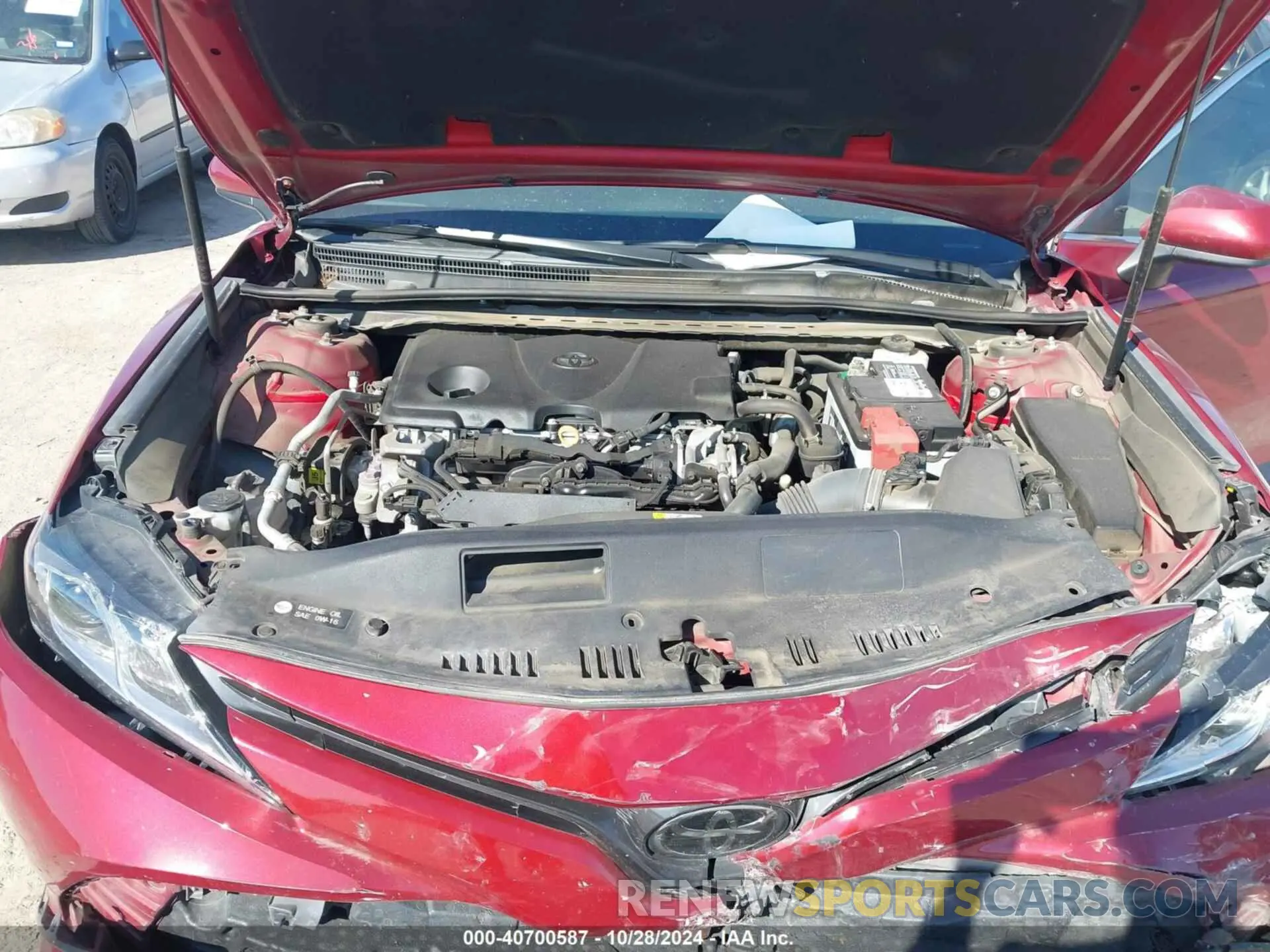 10 Photograph of a damaged car 4T1C11AK7LU395738 TOYOTA CAMRY 2020