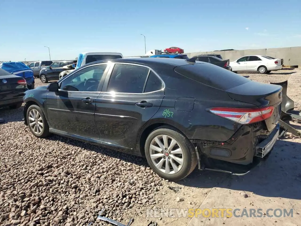 2 Фотография поврежденного автомобиля 4T1C11AK7LU504389 TOYOTA CAMRY 2020