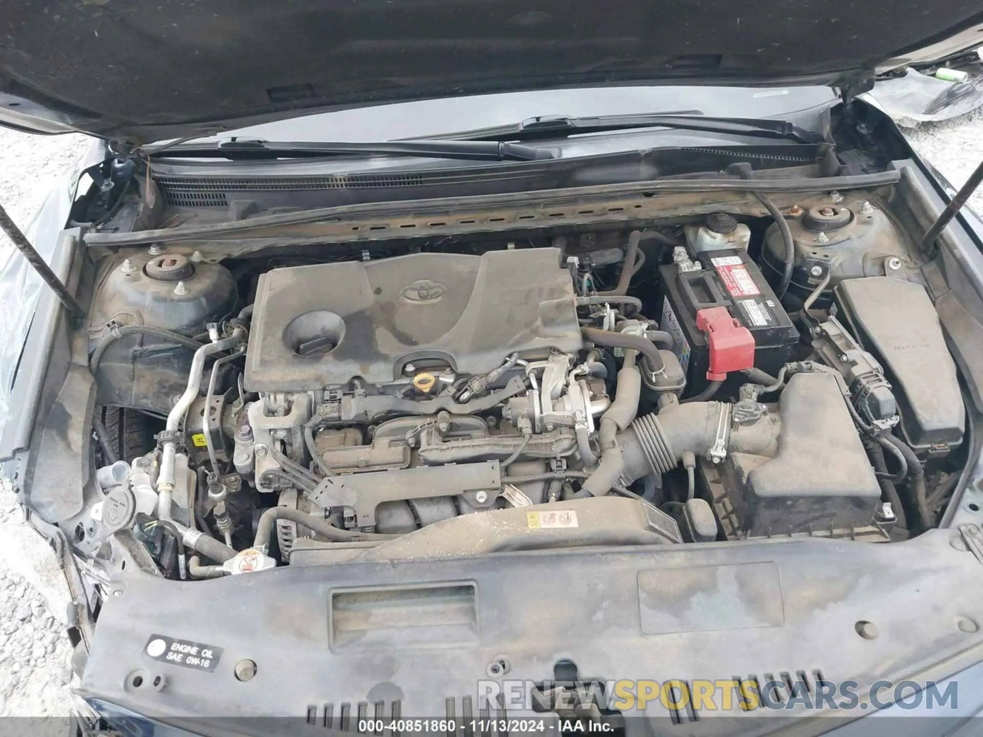 10 Photograph of a damaged car 4T1C11AK7LU904047 TOYOTA CAMRY 2020