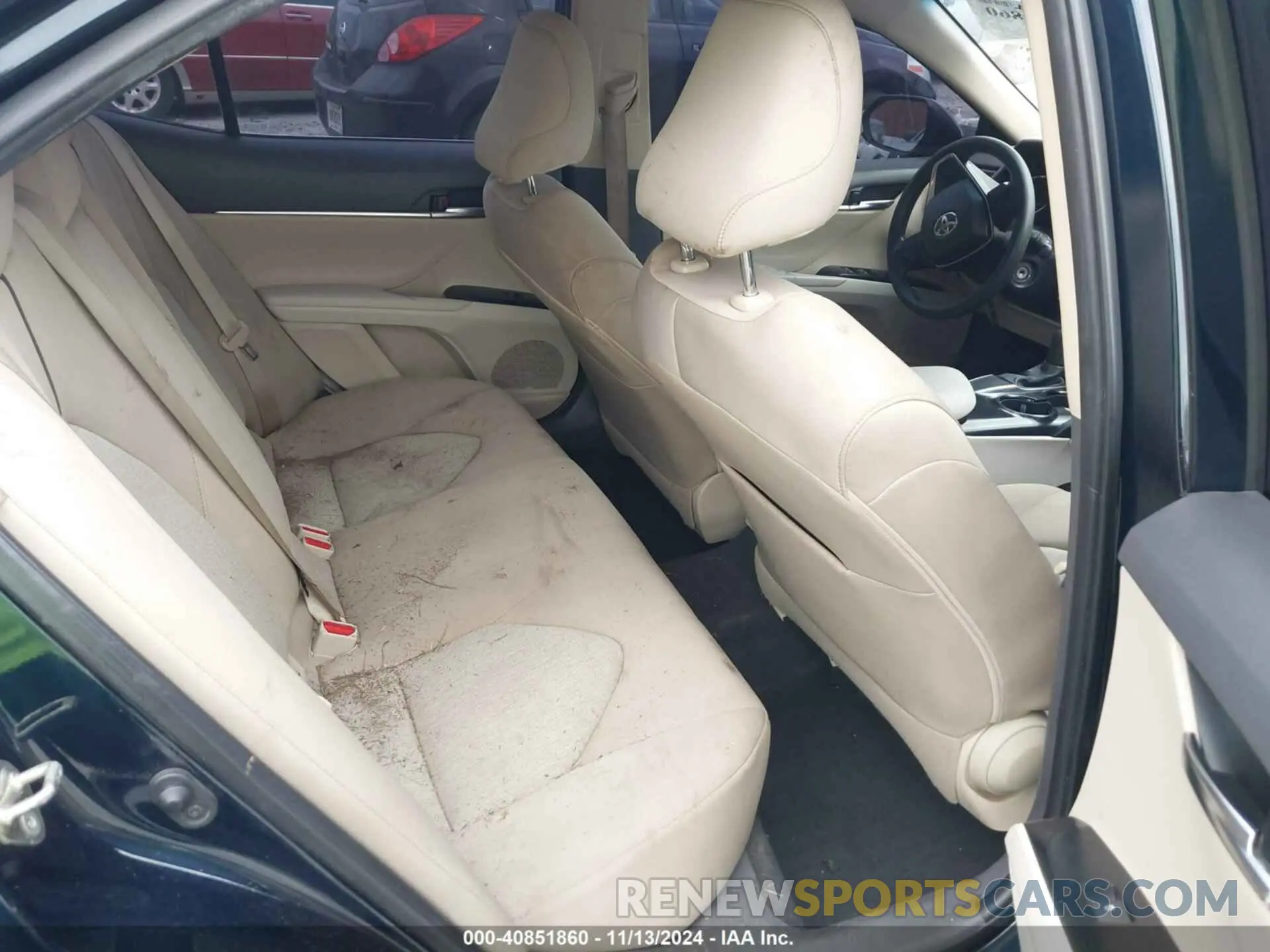 8 Photograph of a damaged car 4T1C11AK7LU904047 TOYOTA CAMRY 2020