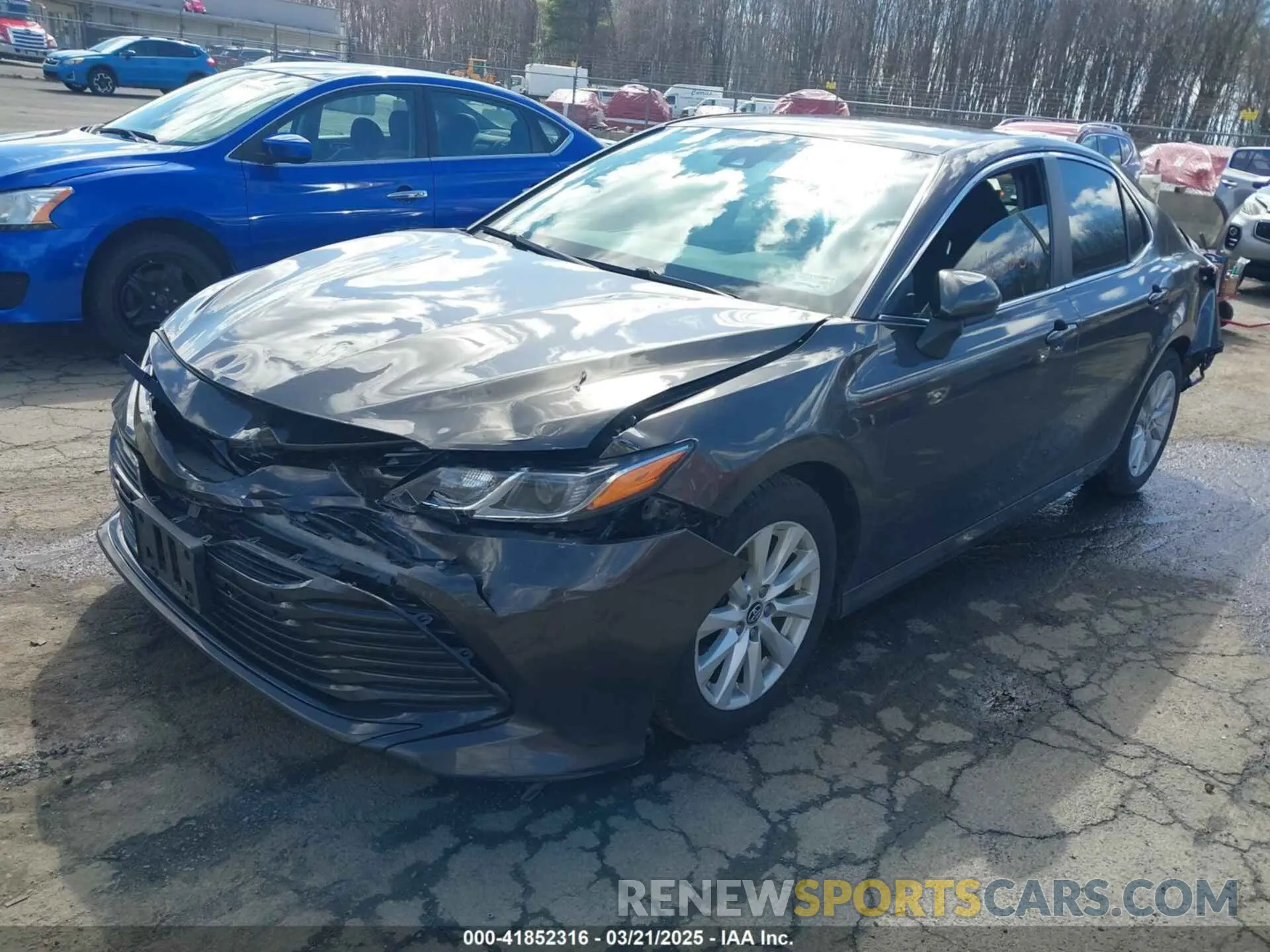 2 Photograph of a damaged car 4T1C11AK7LU913251 TOYOTA CAMRY 2020