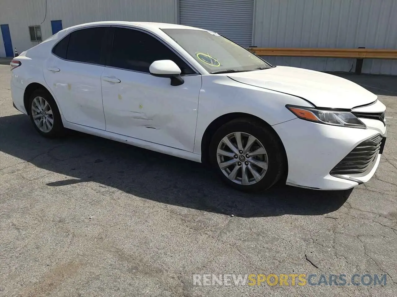 4 Фотография поврежденного автомобиля 4T1C11AK7LU928350 TOYOTA CAMRY 2020