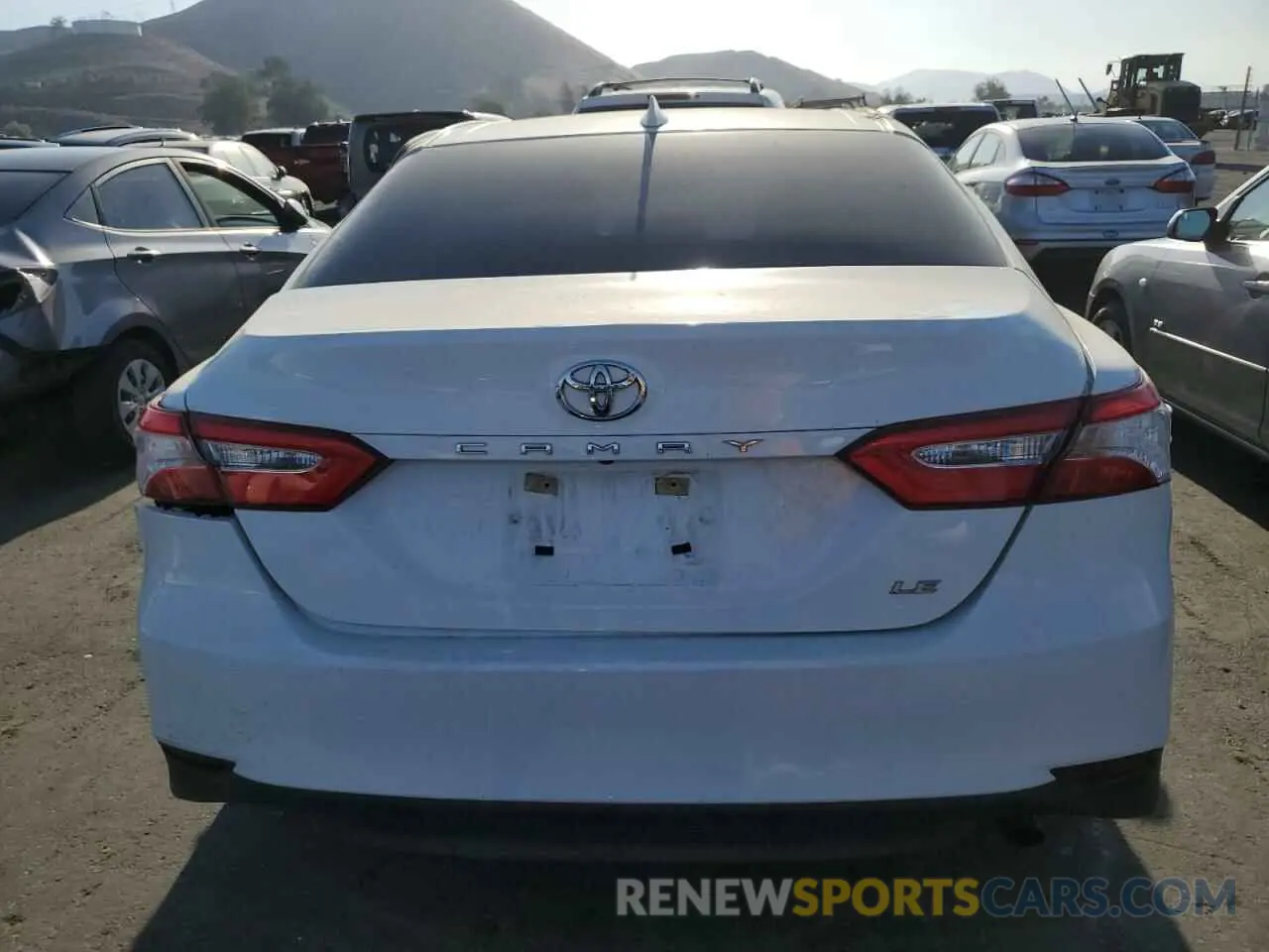 6 Фотография поврежденного автомобиля 4T1C11AK7LU928350 TOYOTA CAMRY 2020