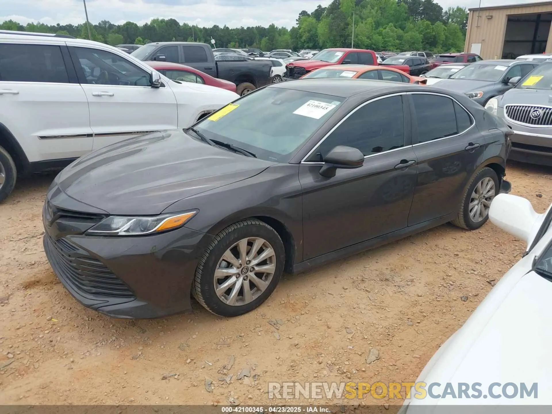2 Photograph of a damaged car 4T1C11AK7LU935265 TOYOTA CAMRY 2020