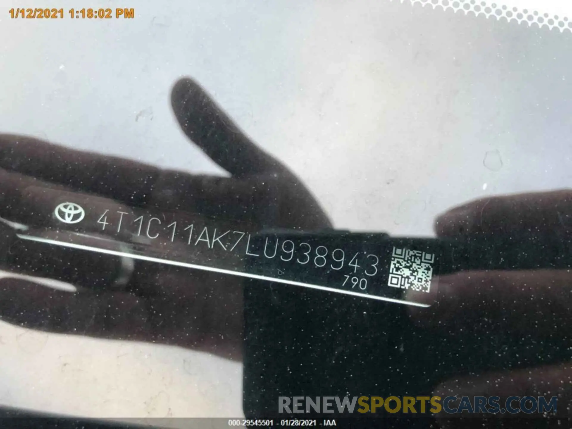 5 Photograph of a damaged car 4T1C11AK7LU938943 TOYOTA CAMRY 2020