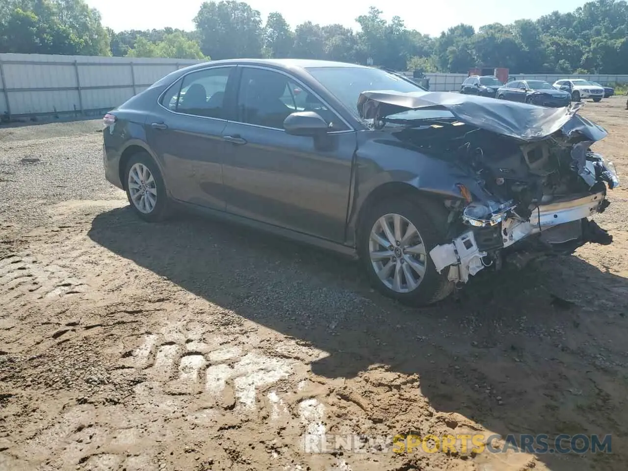4 Photograph of a damaged car 4T1C11AK8LU318635 TOYOTA CAMRY 2020