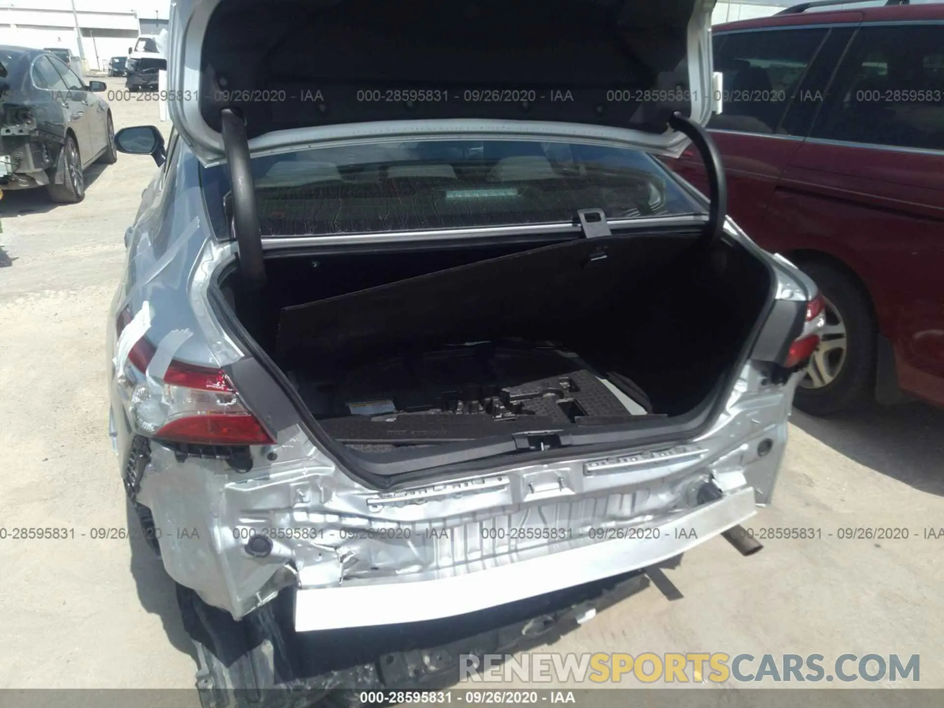 6 Photograph of a damaged car 4T1C11AK8LU348069 TOYOTA CAMRY 2020