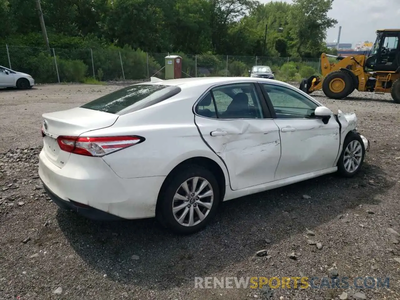 3 Photograph of a damaged car 4T1C11AK8LU351473 TOYOTA CAMRY 2020