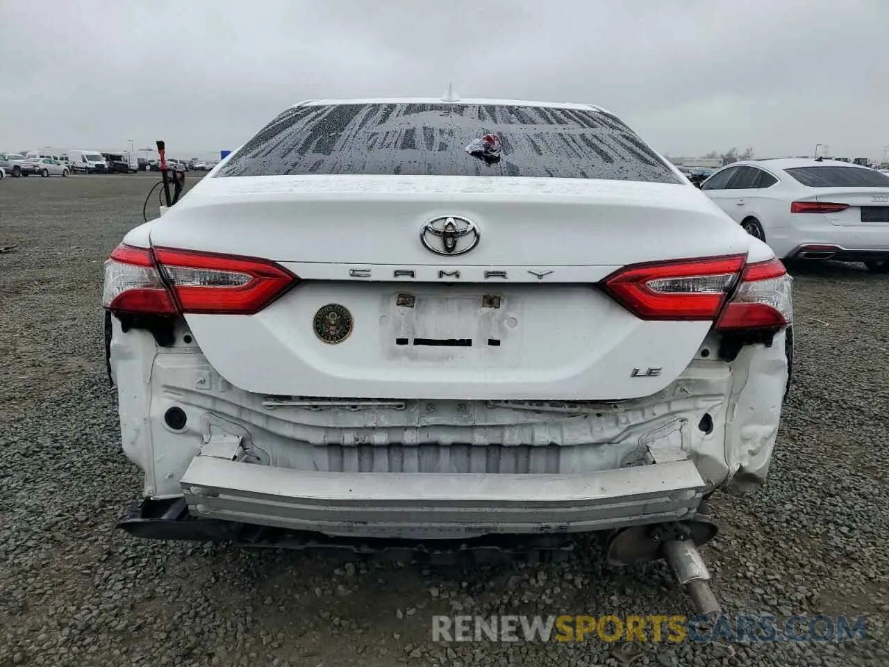 6 Photograph of a damaged car 4T1C11AK8LU361548 TOYOTA CAMRY 2020