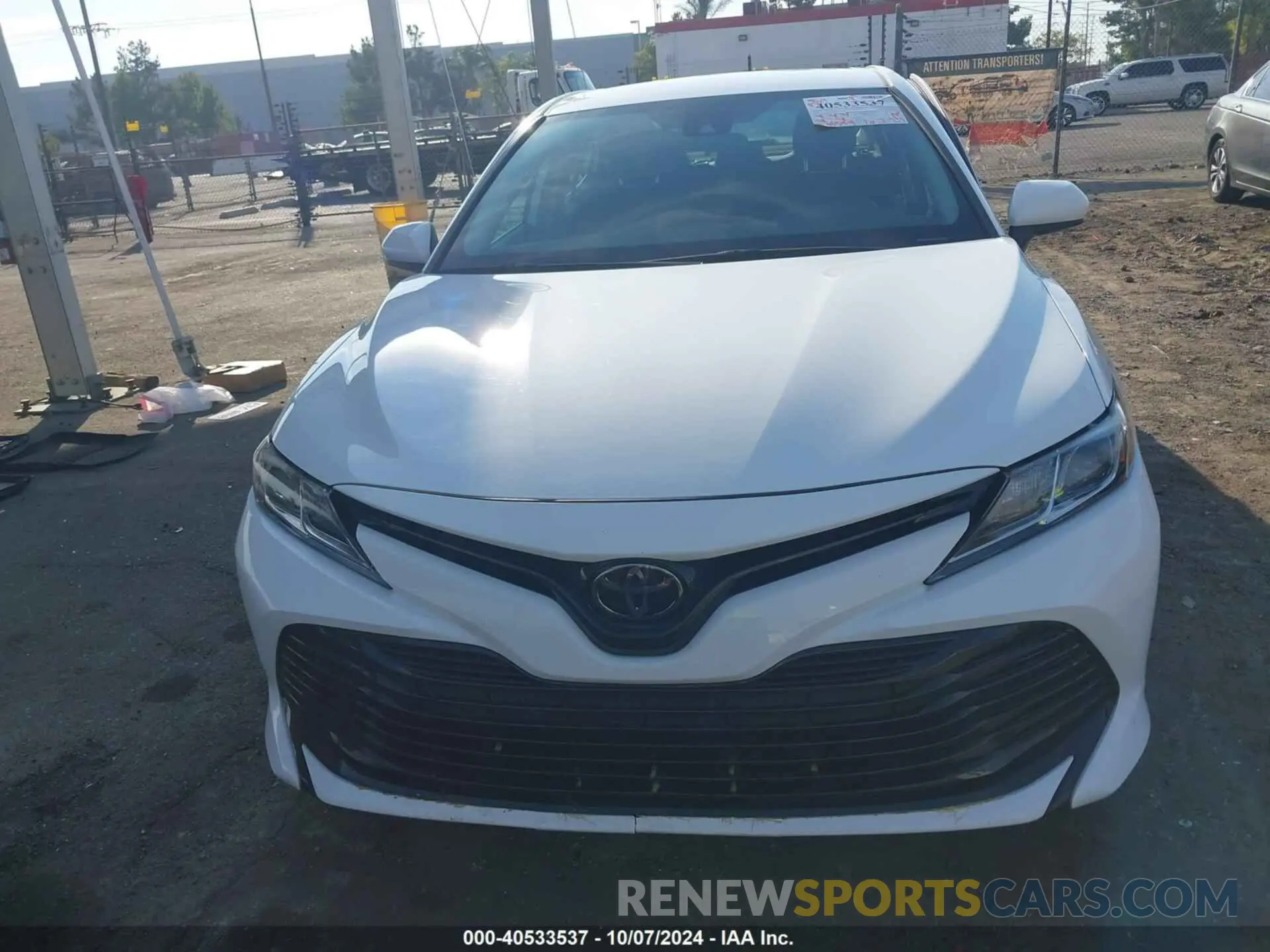 12 Photograph of a damaged car 4T1C11AK8LU368645 TOYOTA CAMRY 2020