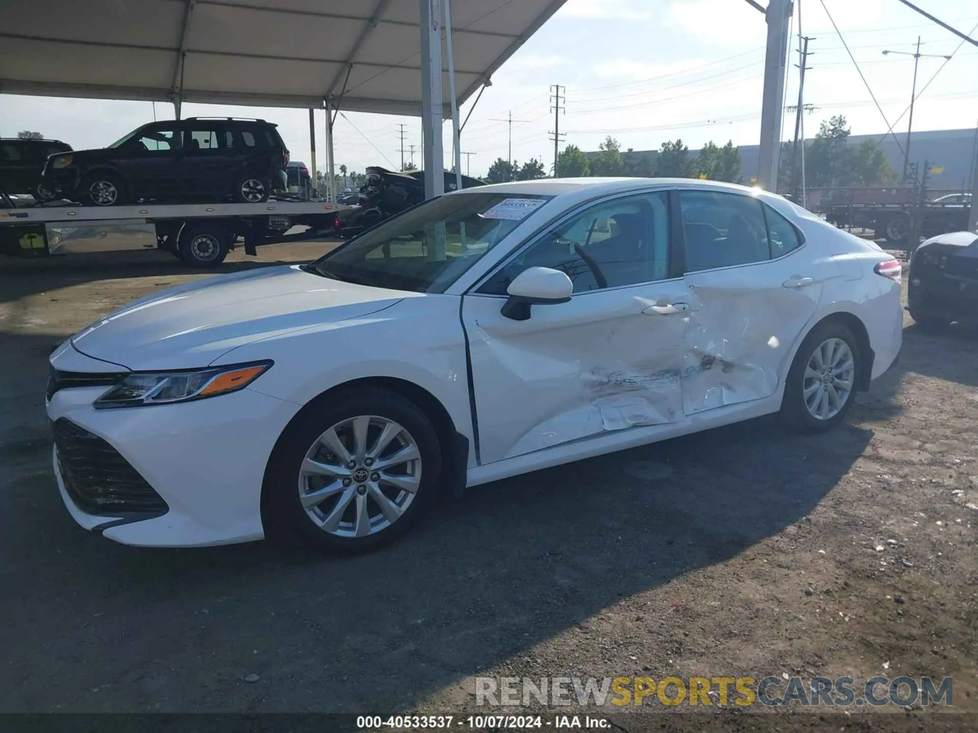 6 Photograph of a damaged car 4T1C11AK8LU368645 TOYOTA CAMRY 2020