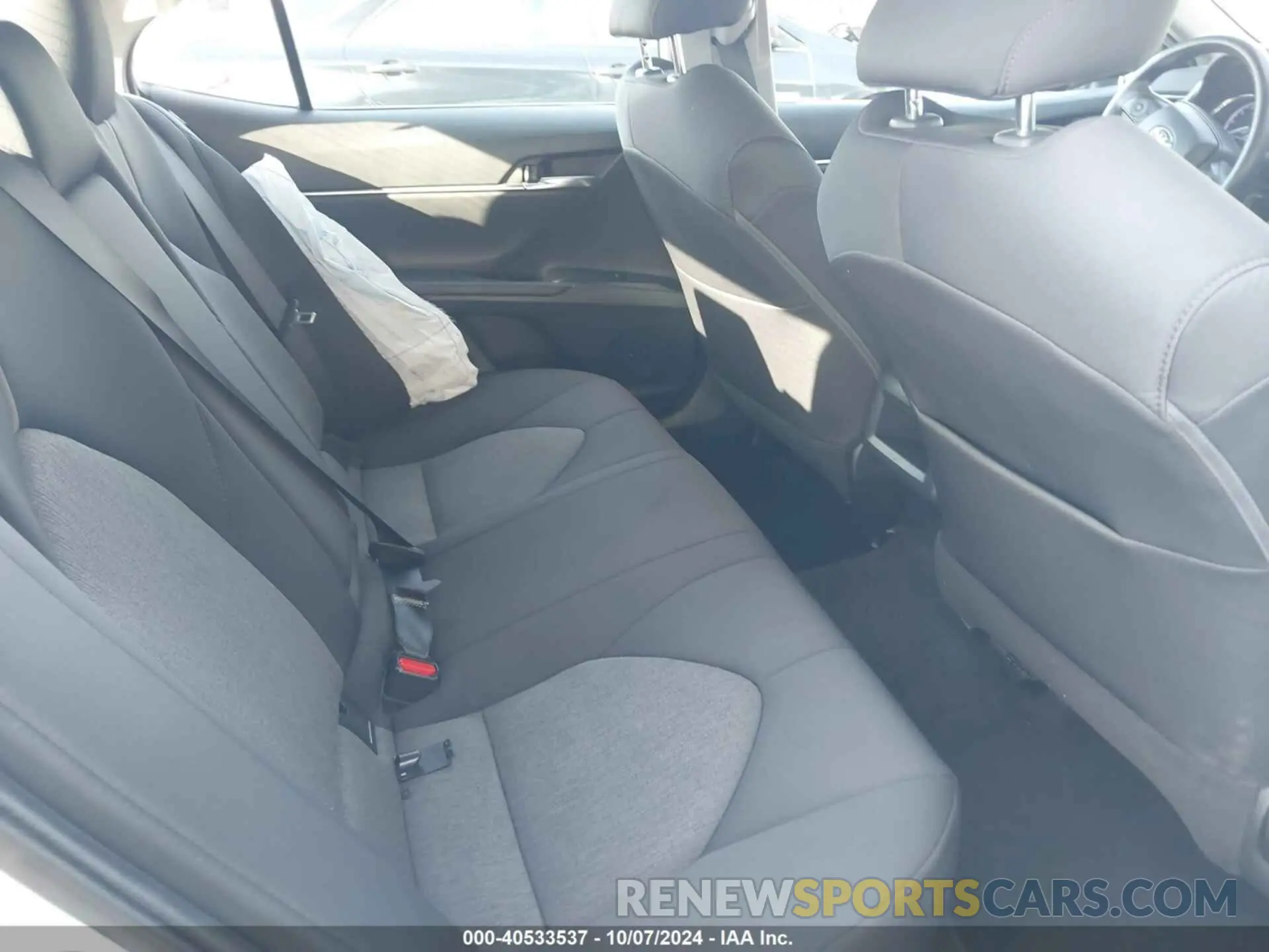 8 Photograph of a damaged car 4T1C11AK8LU368645 TOYOTA CAMRY 2020