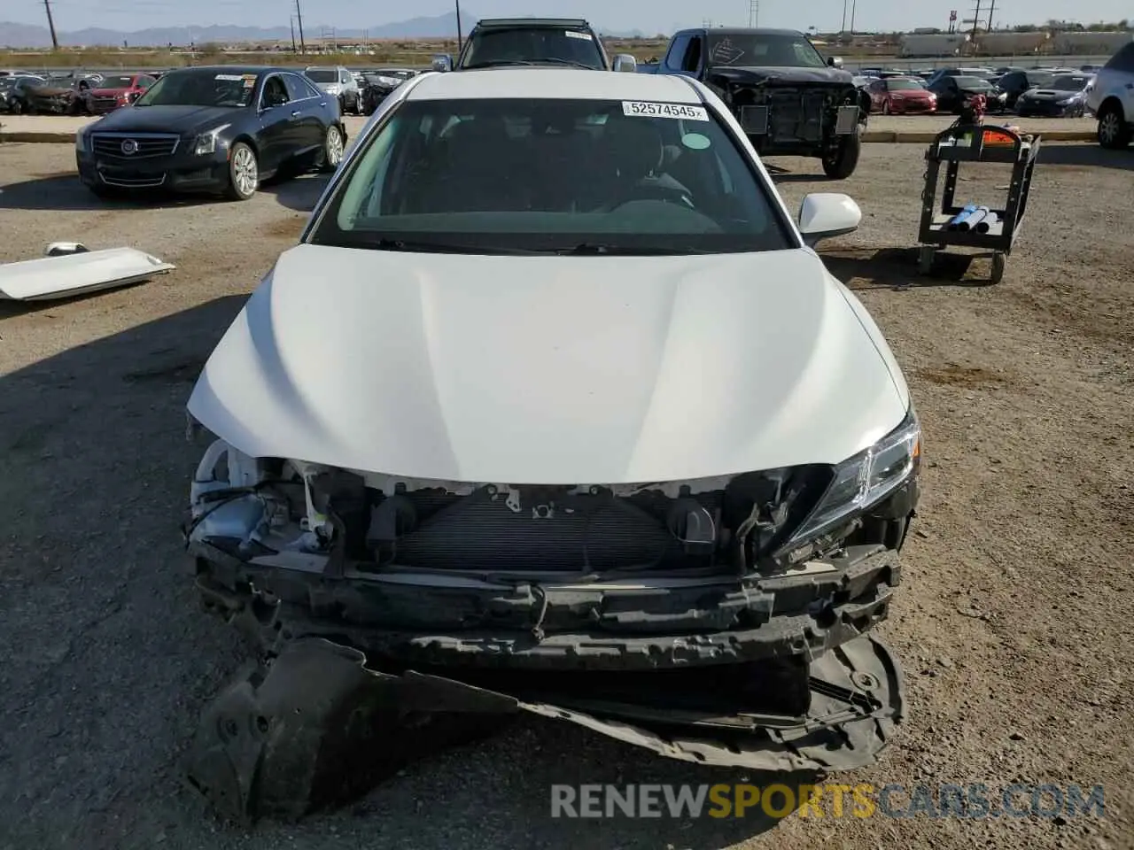 5 Фотография поврежденного автомобиля 4T1C11AK8LU391911 TOYOTA CAMRY 2020