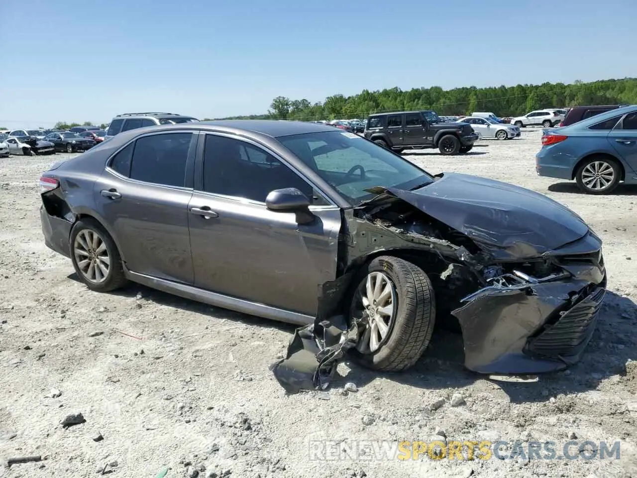 4 Фотография поврежденного автомобиля 4T1C11AK8LU500402 TOYOTA CAMRY 2020