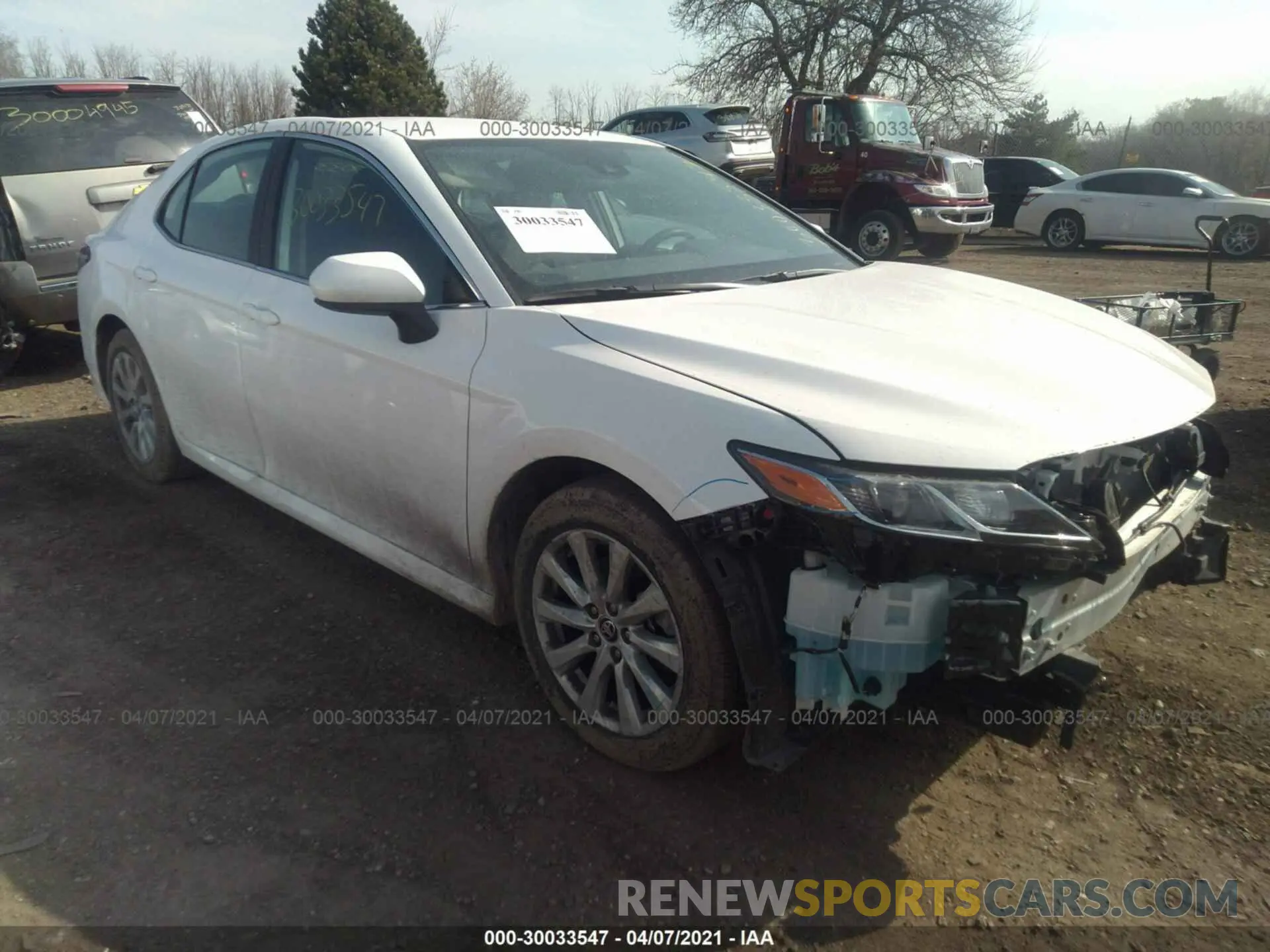 1 Фотография поврежденного автомобиля 4T1C11AK8LU501677 TOYOTA CAMRY 2020
