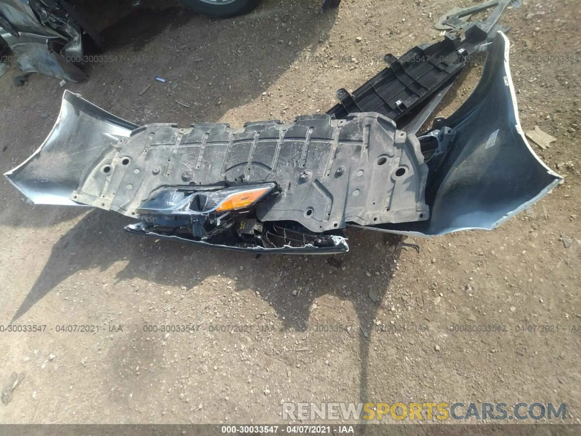 12 Фотография поврежденного автомобиля 4T1C11AK8LU501677 TOYOTA CAMRY 2020