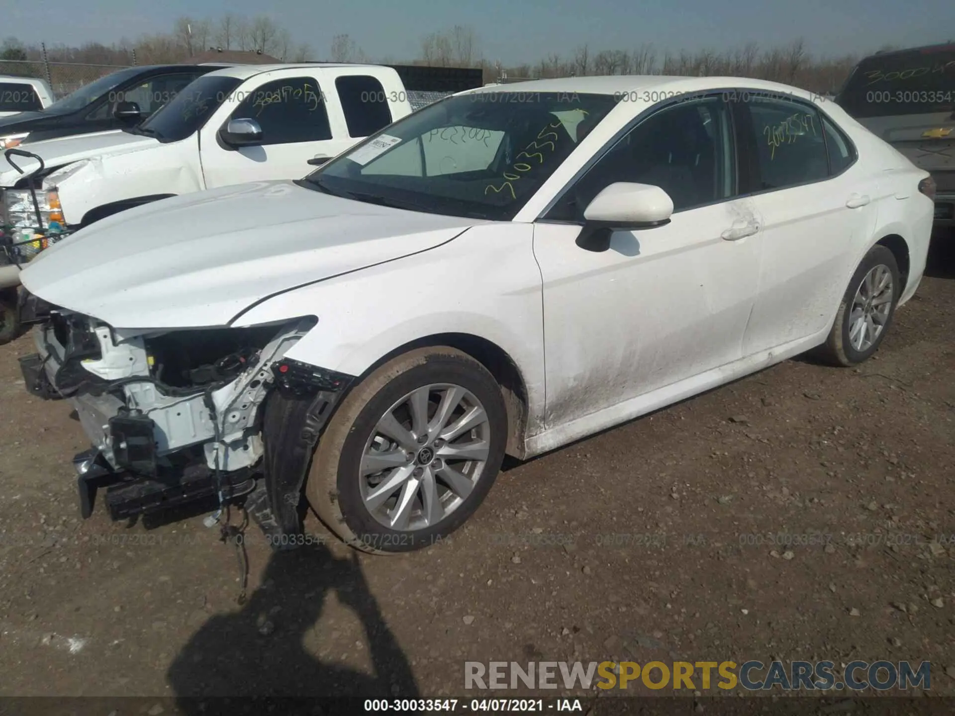 2 Фотография поврежденного автомобиля 4T1C11AK8LU501677 TOYOTA CAMRY 2020