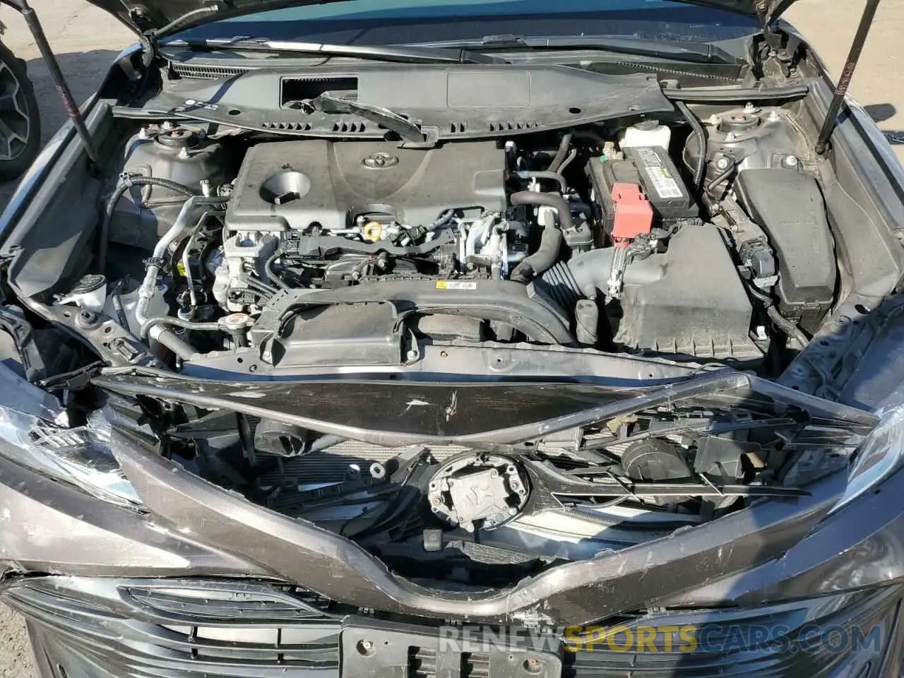 11 Photograph of a damaged car 4T1C11AK8LU863895 TOYOTA CAMRY 2020