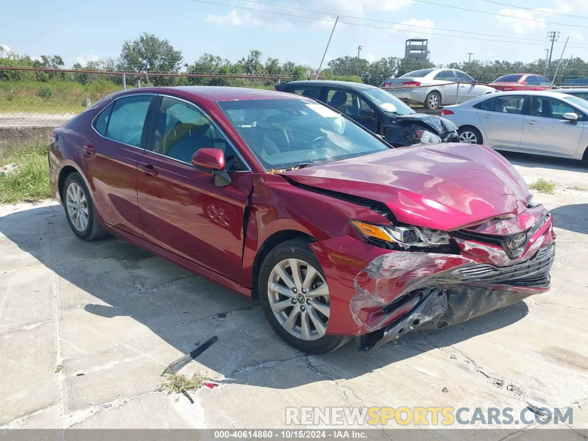 1 Фотография поврежденного автомобиля 4T1C11AK8LU870085 TOYOTA CAMRY 2020