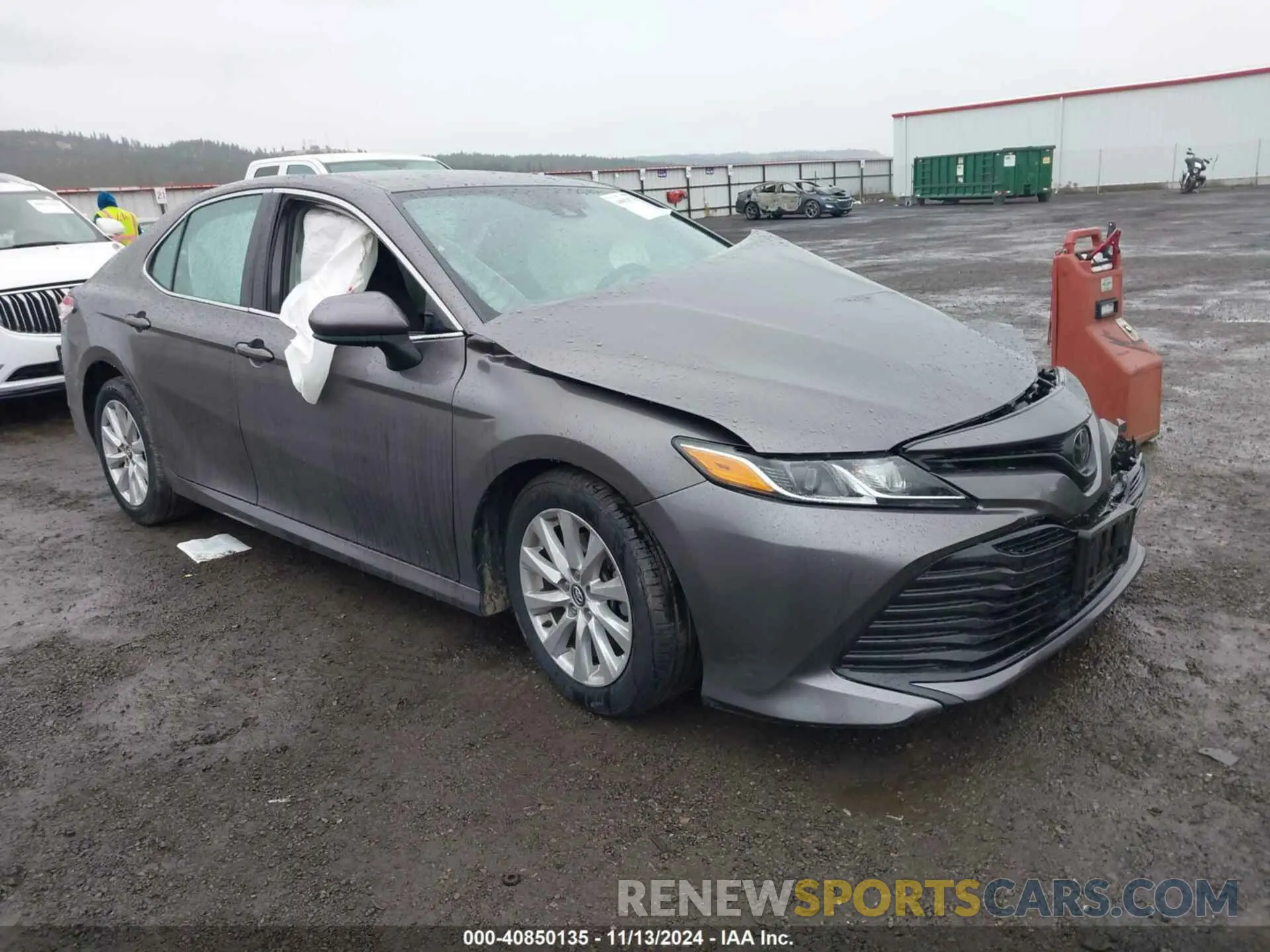 1 Фотография поврежденного автомобиля 4T1C11AK8LU879675 TOYOTA CAMRY 2020