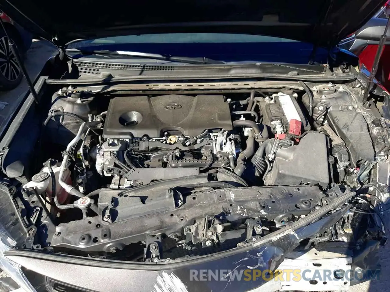 11 Photograph of a damaged car 4T1C11AK8LU882205 TOYOTA CAMRY 2020