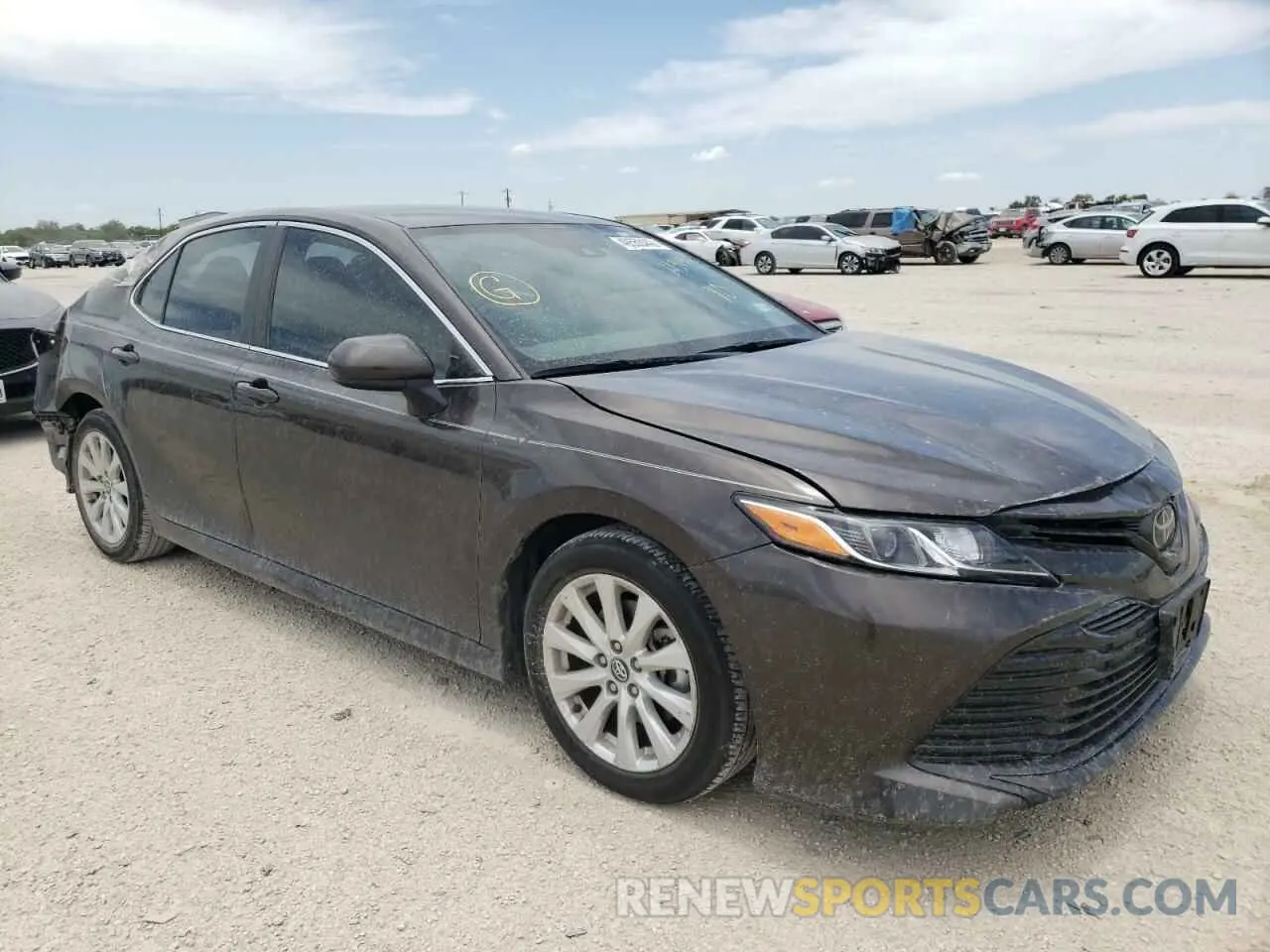1 Photograph of a damaged car 4T1C11AK8LU890059 TOYOTA CAMRY 2020