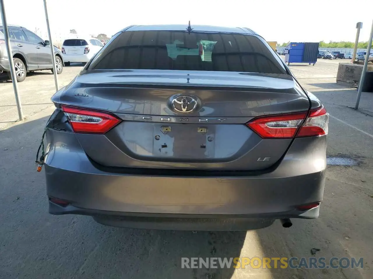 6 Фотография поврежденного автомобиля 4T1C11AK8LU919592 TOYOTA CAMRY 2020