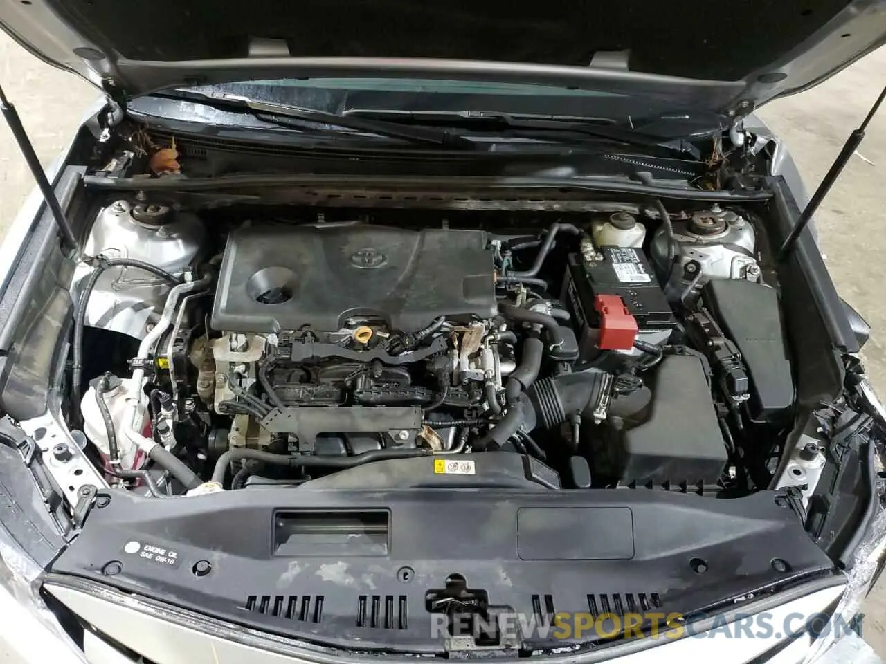 11 Photograph of a damaged car 4T1C11AK8LU925599 TOYOTA CAMRY 2020