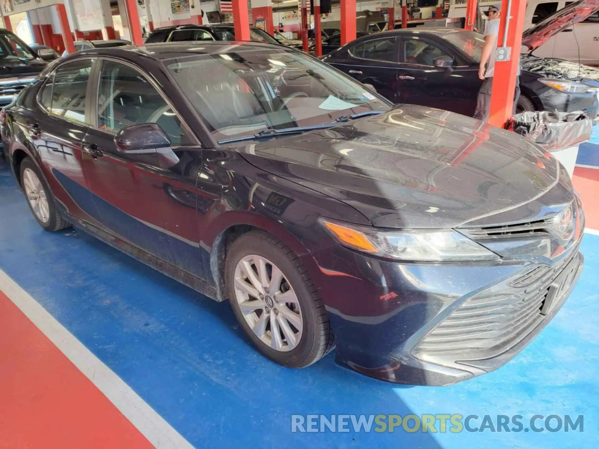 14 Фотография поврежденного автомобиля 4T1C11AK8LU926008 TOYOTA CAMRY 2020