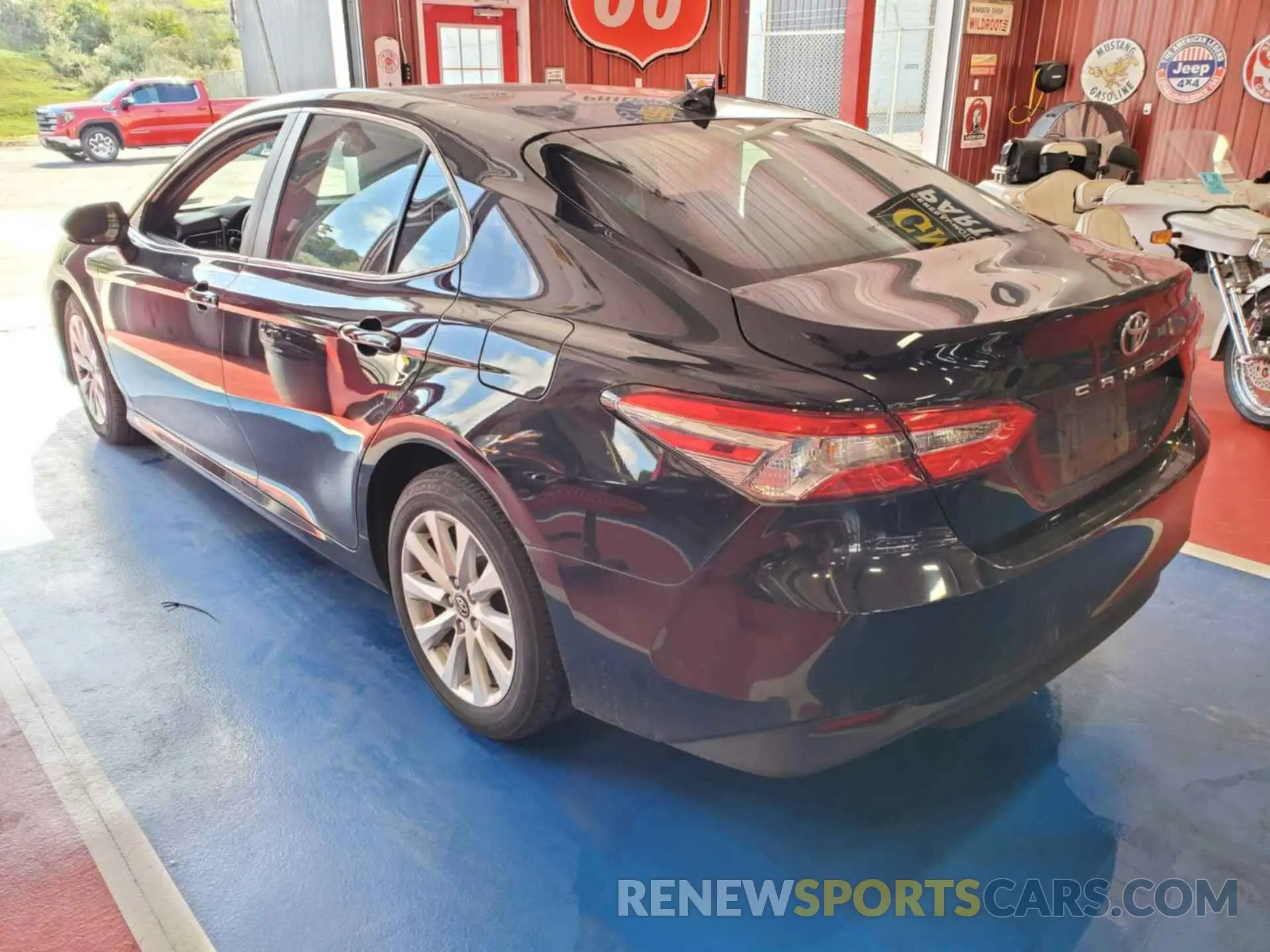 22 Фотография поврежденного автомобиля 4T1C11AK8LU926008 TOYOTA CAMRY 2020