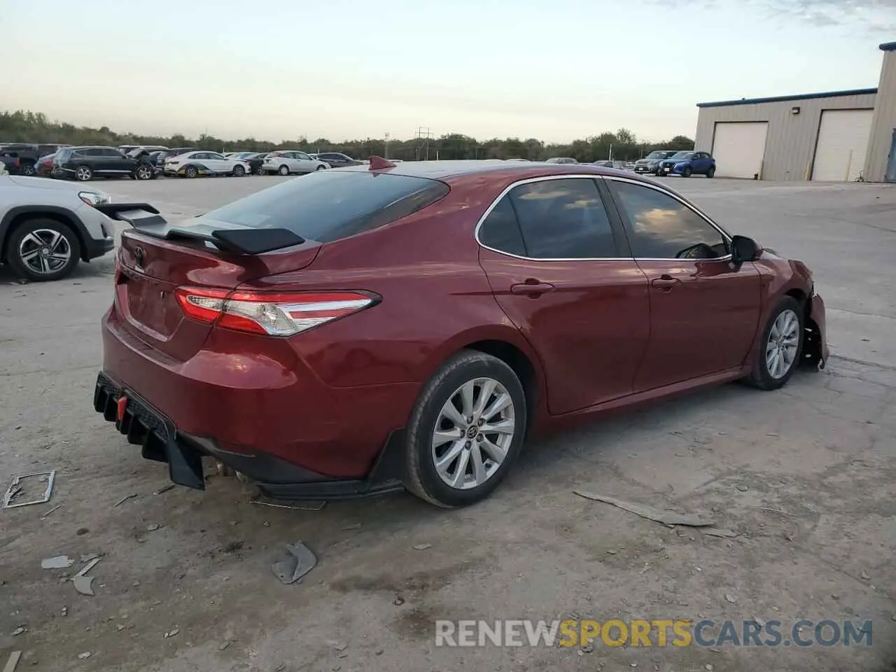 3 Photograph of a damaged car 4T1C11AK8LU993241 TOYOTA CAMRY 2020