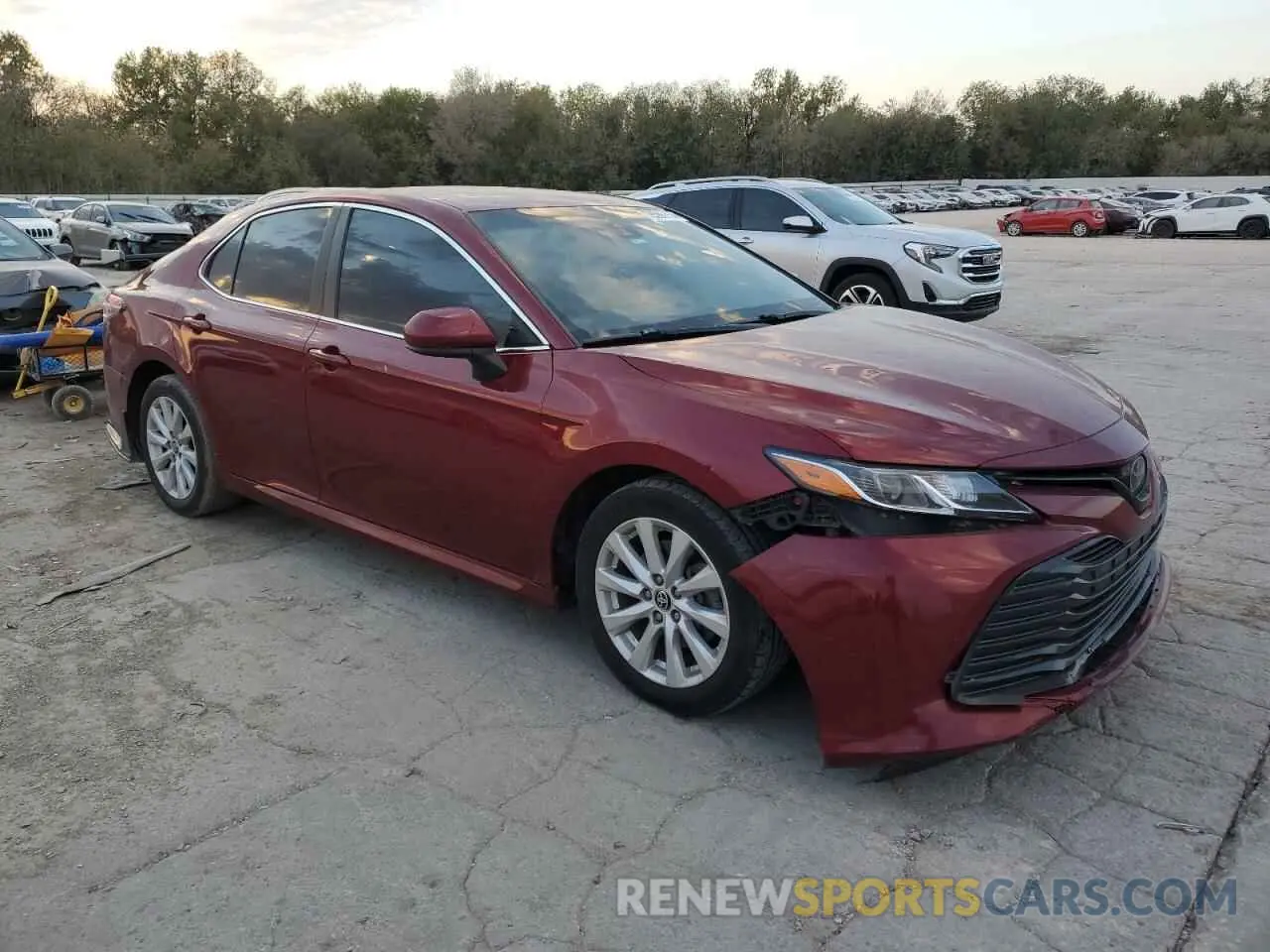 4 Photograph of a damaged car 4T1C11AK8LU993241 TOYOTA CAMRY 2020