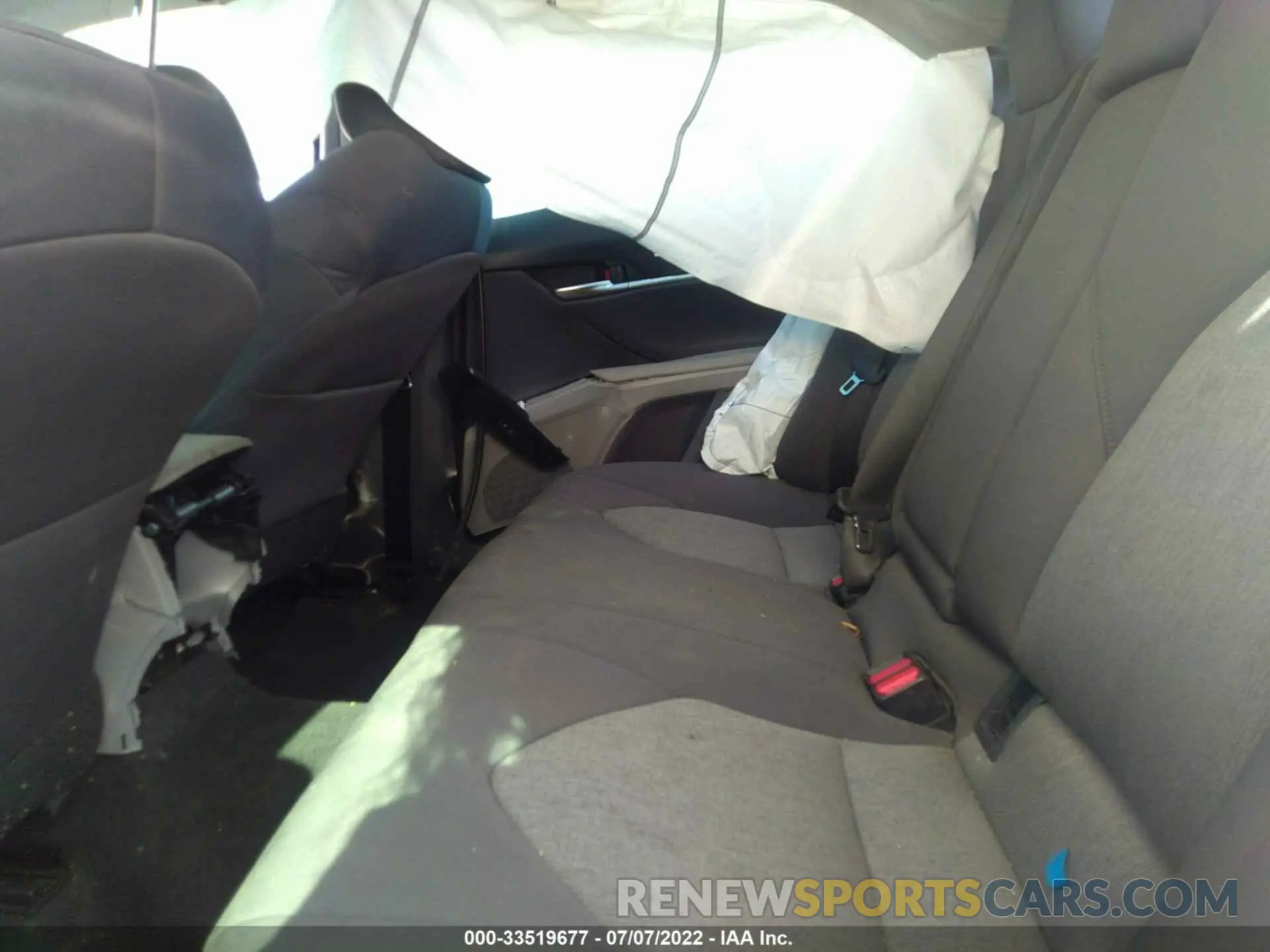 8 Photograph of a damaged car 4T1C11AK9LU326369 TOYOTA CAMRY 2020