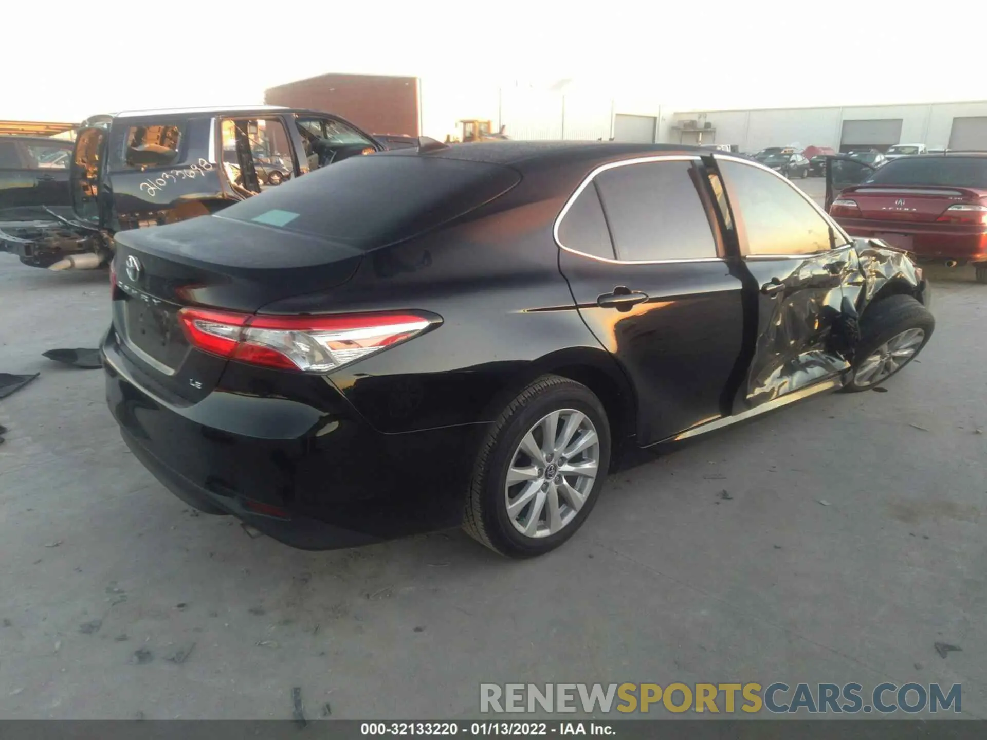 4 Photograph of a damaged car 4T1C11AK9LU329370 TOYOTA CAMRY 2020