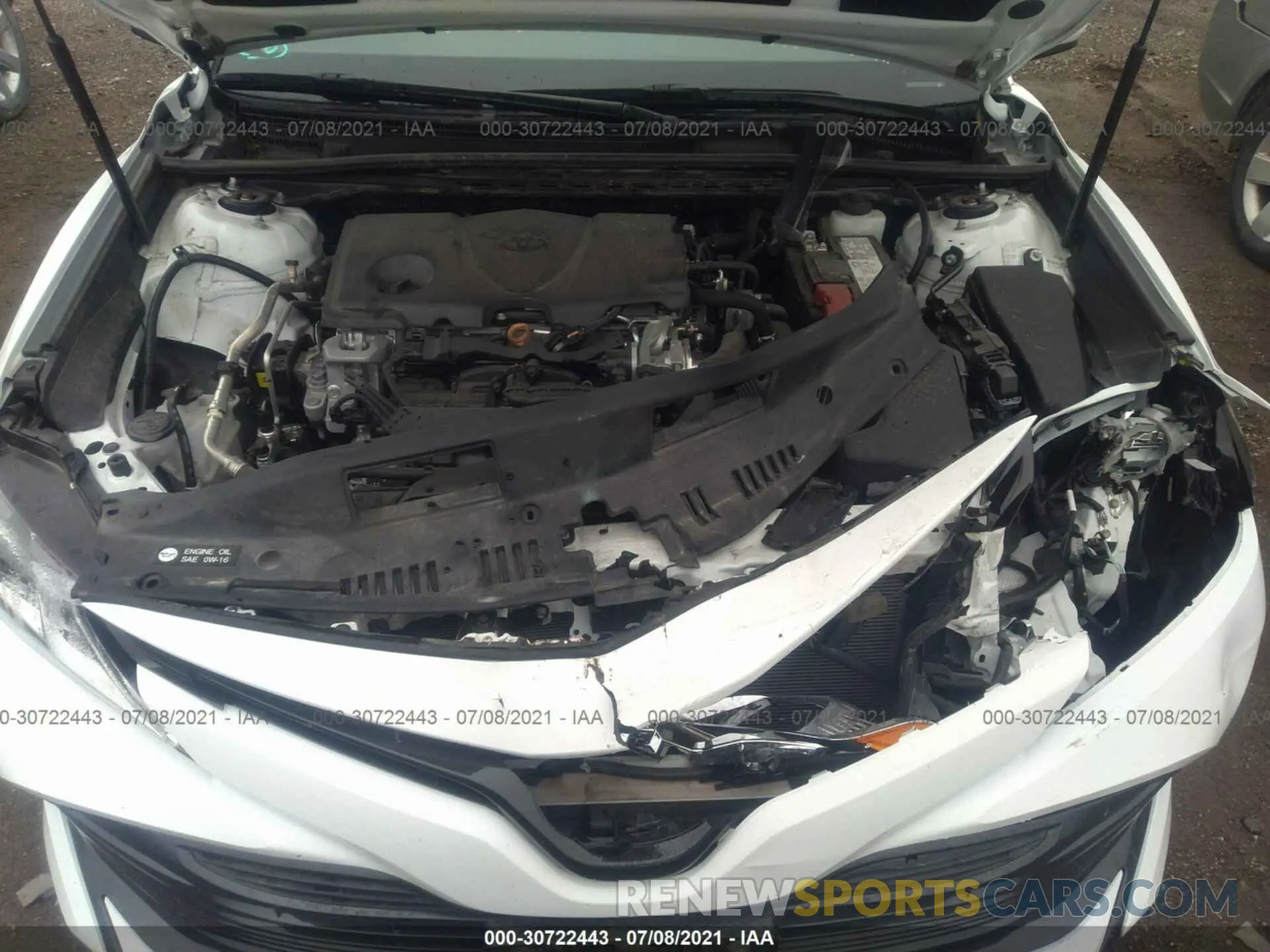 10 Photograph of a damaged car 4T1C11AK9LU345021 TOYOTA CAMRY 2020