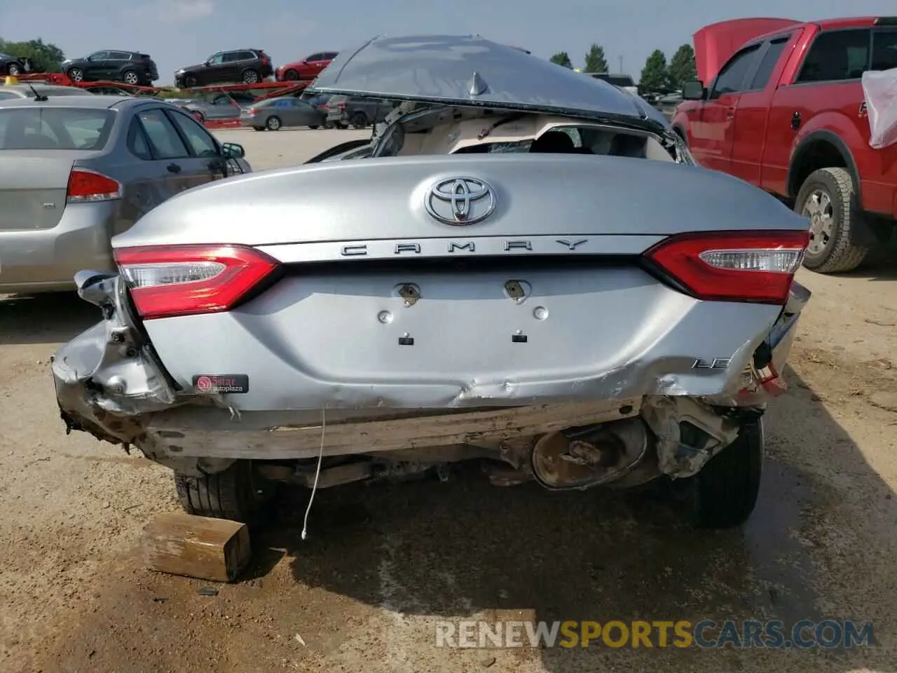 6 Photograph of a damaged car 4T1C11AK9LU346086 TOYOTA CAMRY 2020