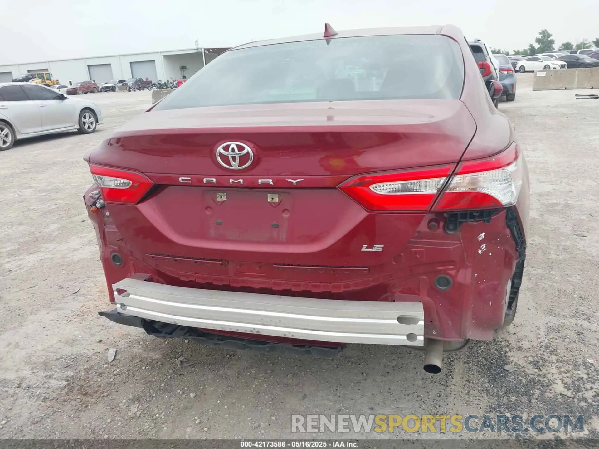 6 Photograph of a damaged car 4T1C11AK9LU367567 TOYOTA CAMRY 2020