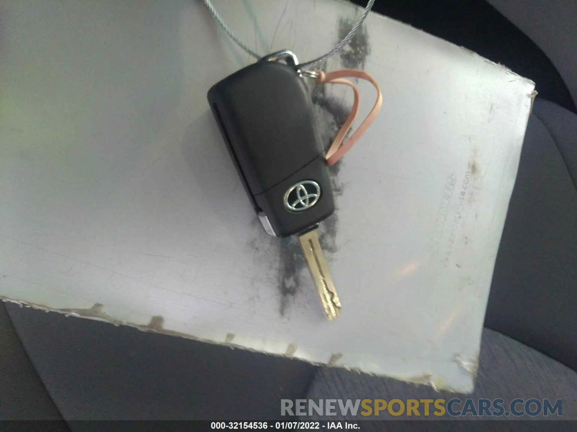 11 Photograph of a damaged car 4T1C11AK9LU378942 TOYOTA CAMRY 2020