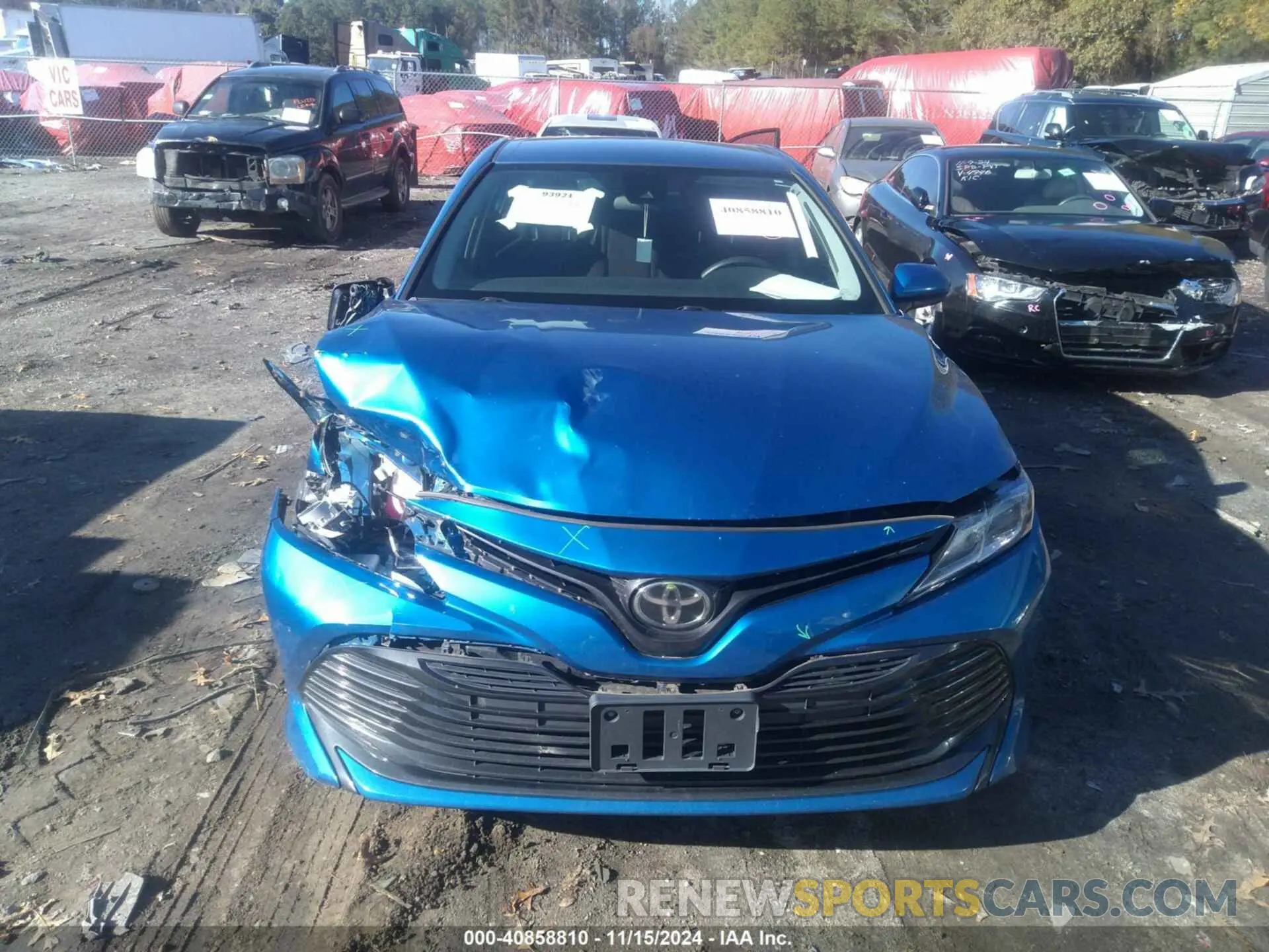 12 Photograph of a damaged car 4T1C11AK9LU386250 TOYOTA CAMRY 2020