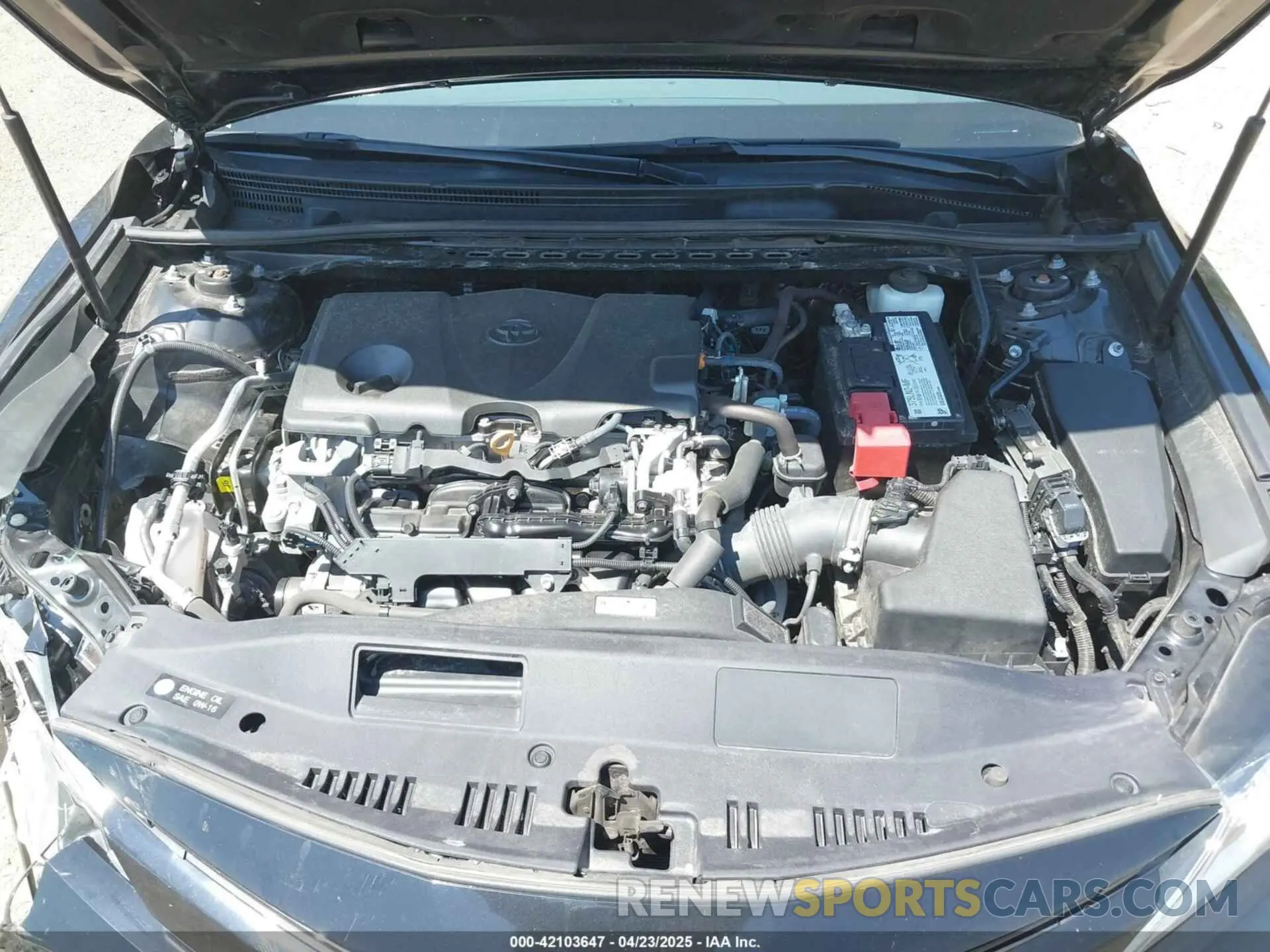10 Photograph of a damaged car 4T1C11AK9LU387012 TOYOTA CAMRY 2020