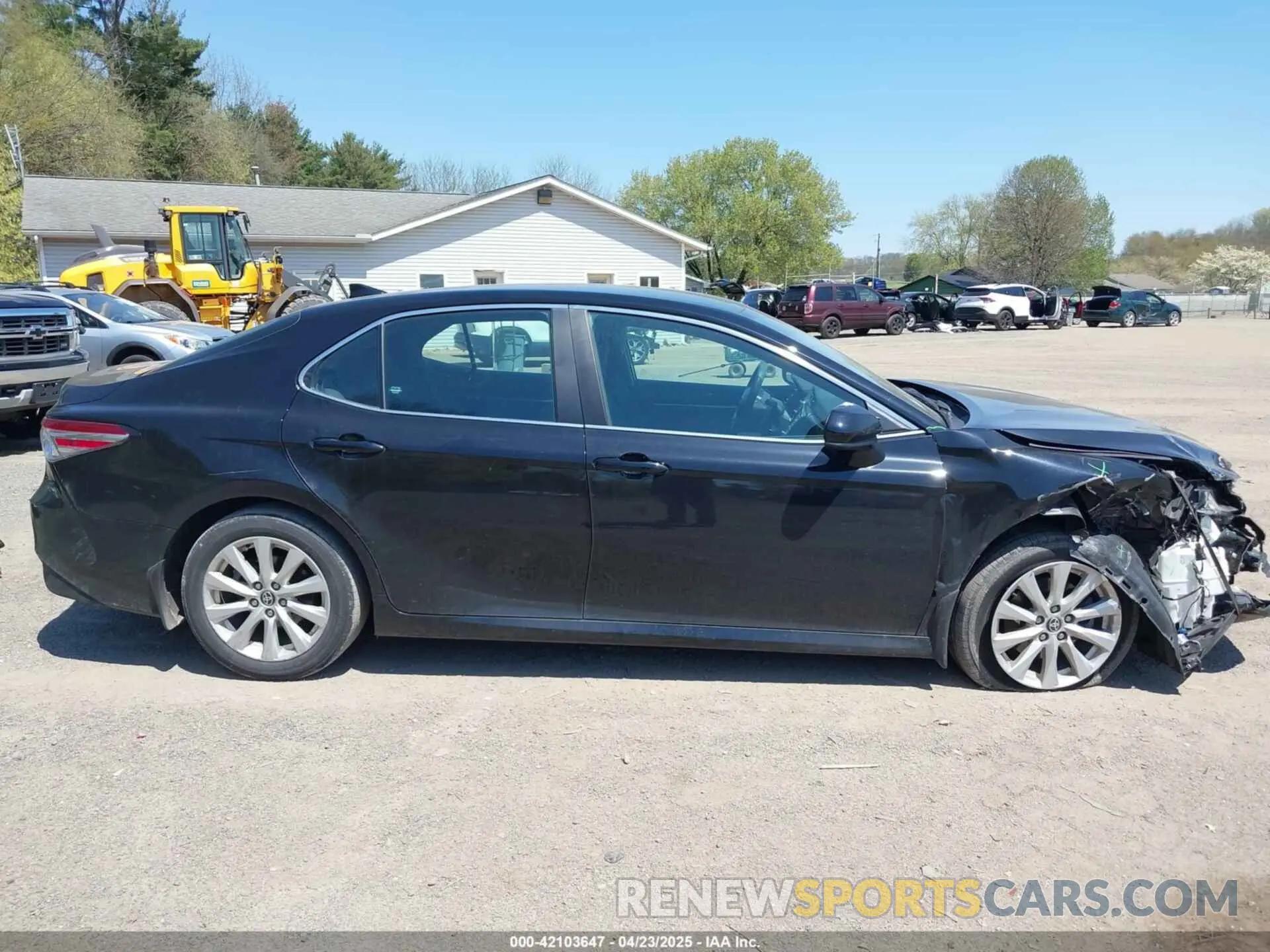 14 Photograph of a damaged car 4T1C11AK9LU387012 TOYOTA CAMRY 2020