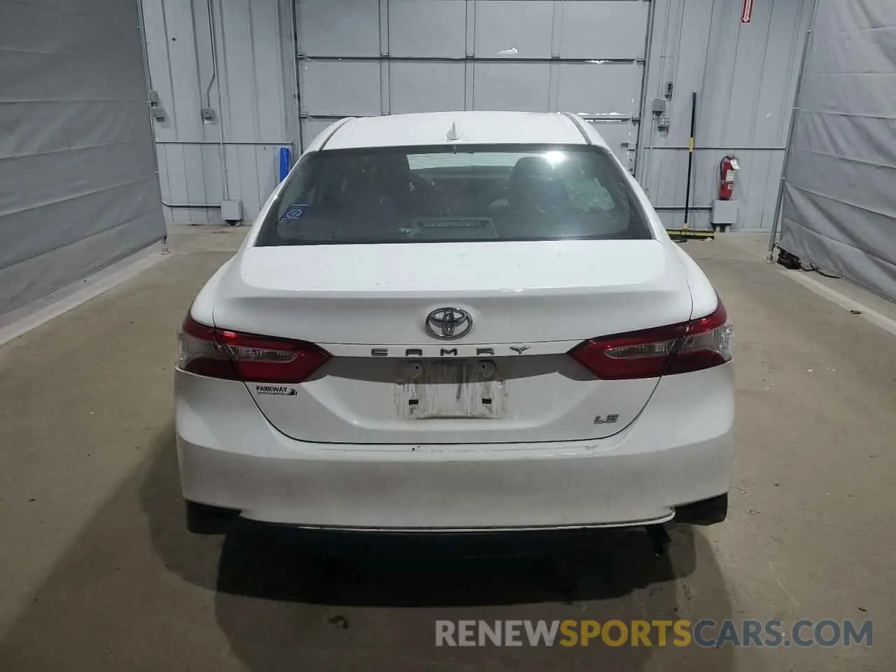 6 Photograph of a damaged car 4T1C11AK9LU863680 TOYOTA CAMRY 2020