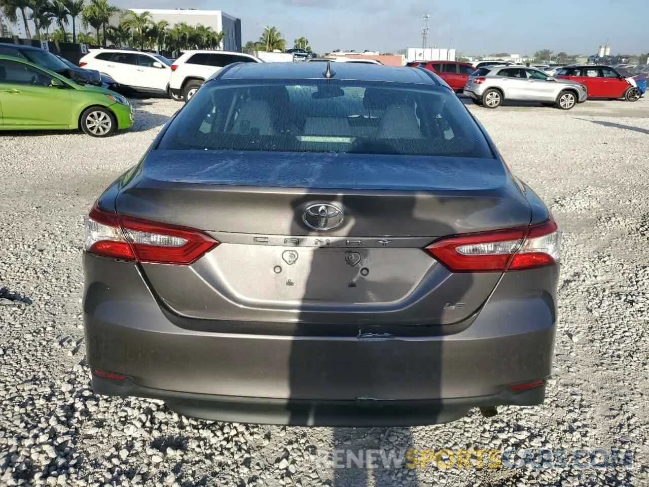 6 Photograph of a damaged car 4T1C11AK9LU900128 TOYOTA CAMRY 2020