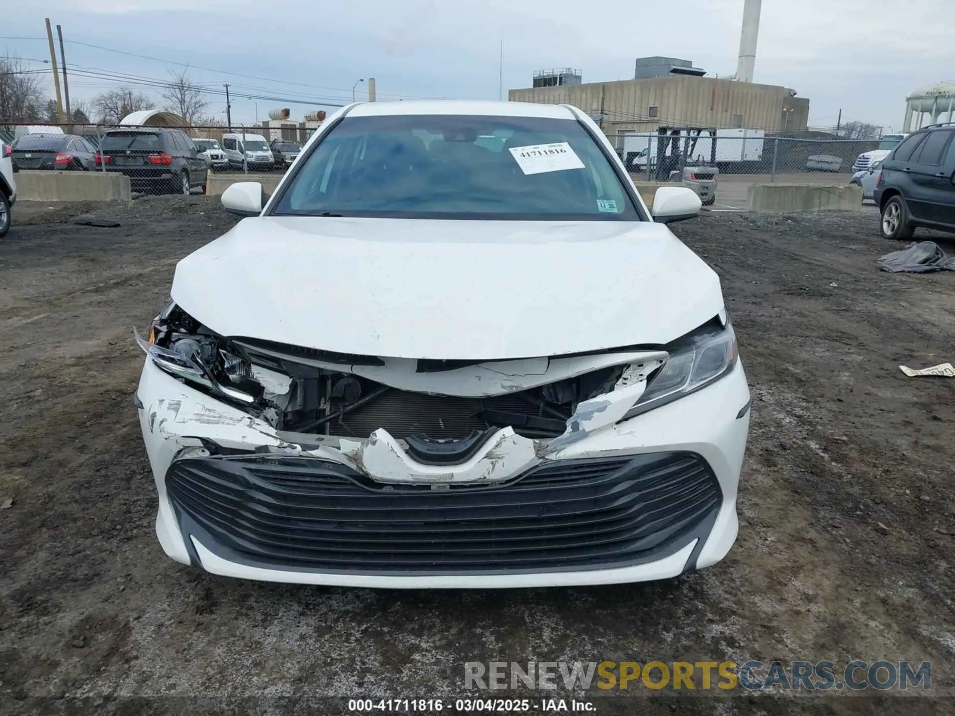 12 Фотография поврежденного автомобиля 4T1C11AK9LU912585 TOYOTA CAMRY 2020